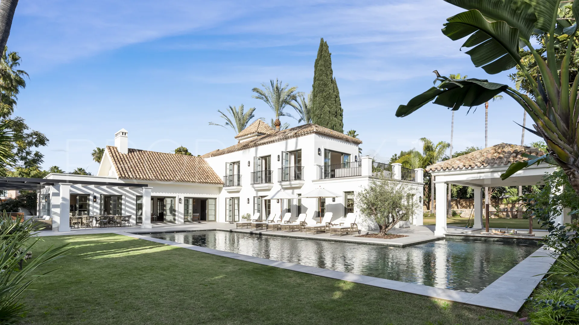 For sale Las Brisas 6 bedrooms villa