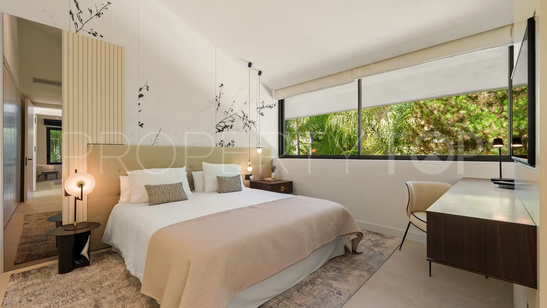 Villa en venta en Las Chapas de 5 dormitorios