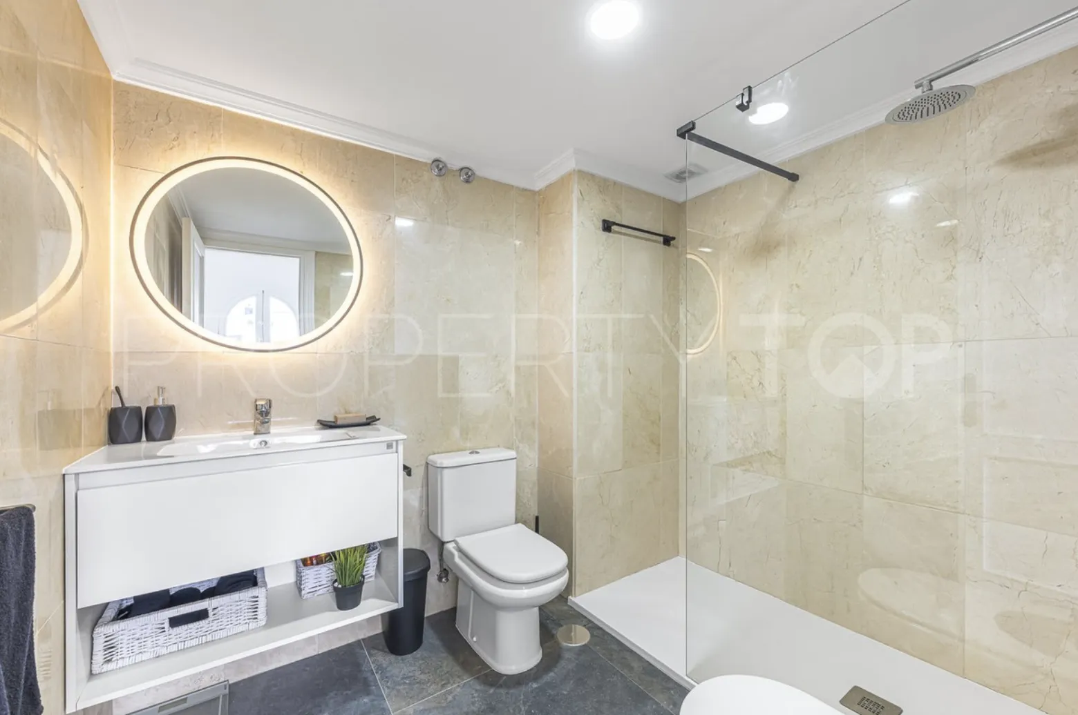 Comprar adosado de 3 dormitorios en Bel Air