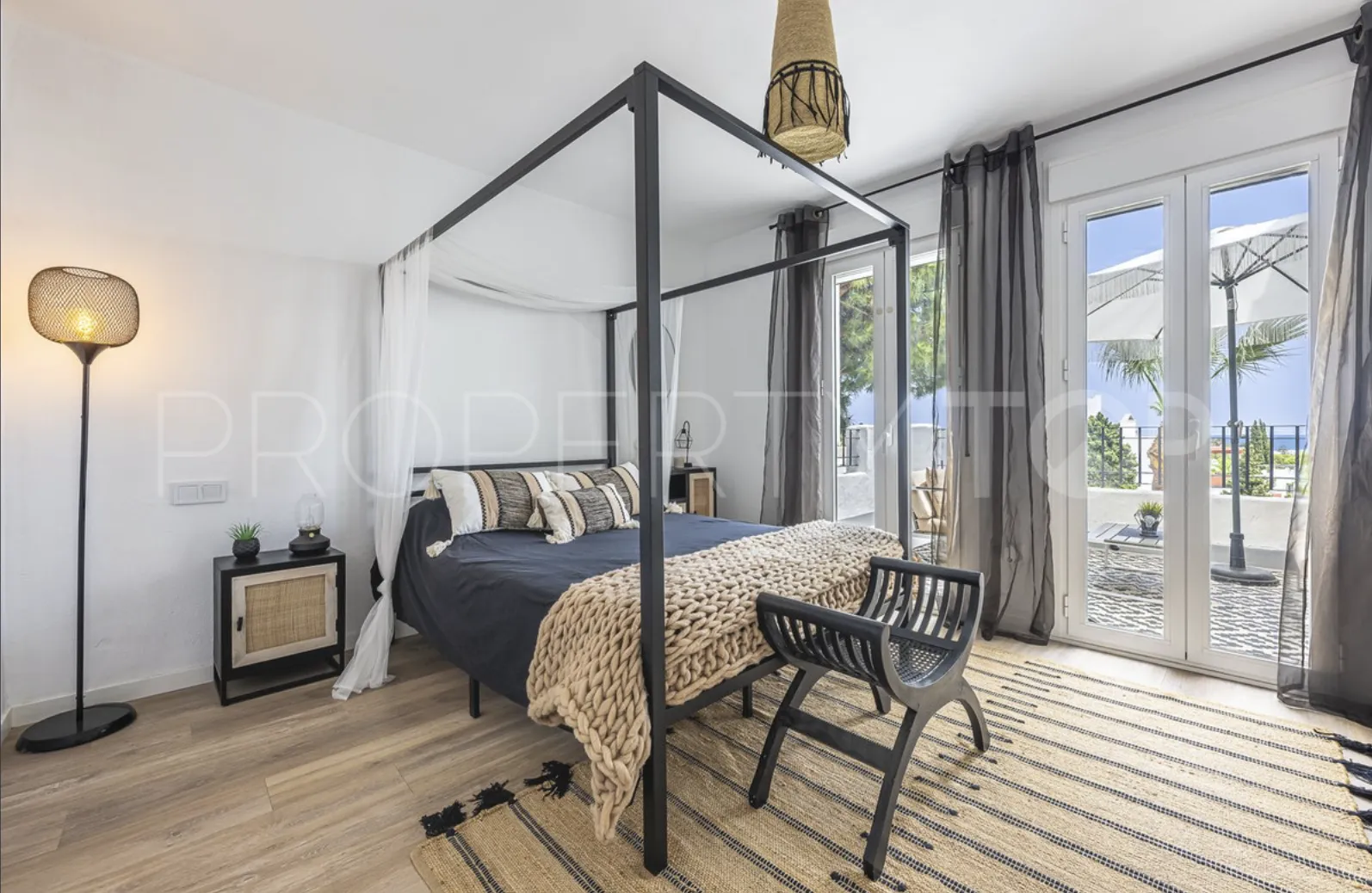 Comprar adosado de 3 dormitorios en Bel Air