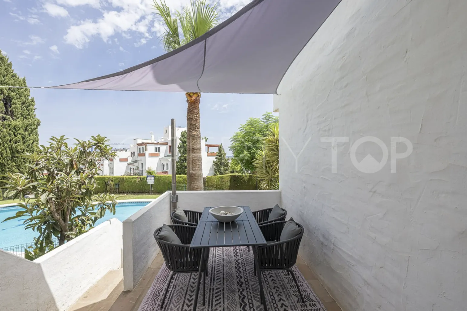 Comprar adosado de 3 dormitorios en Bel Air