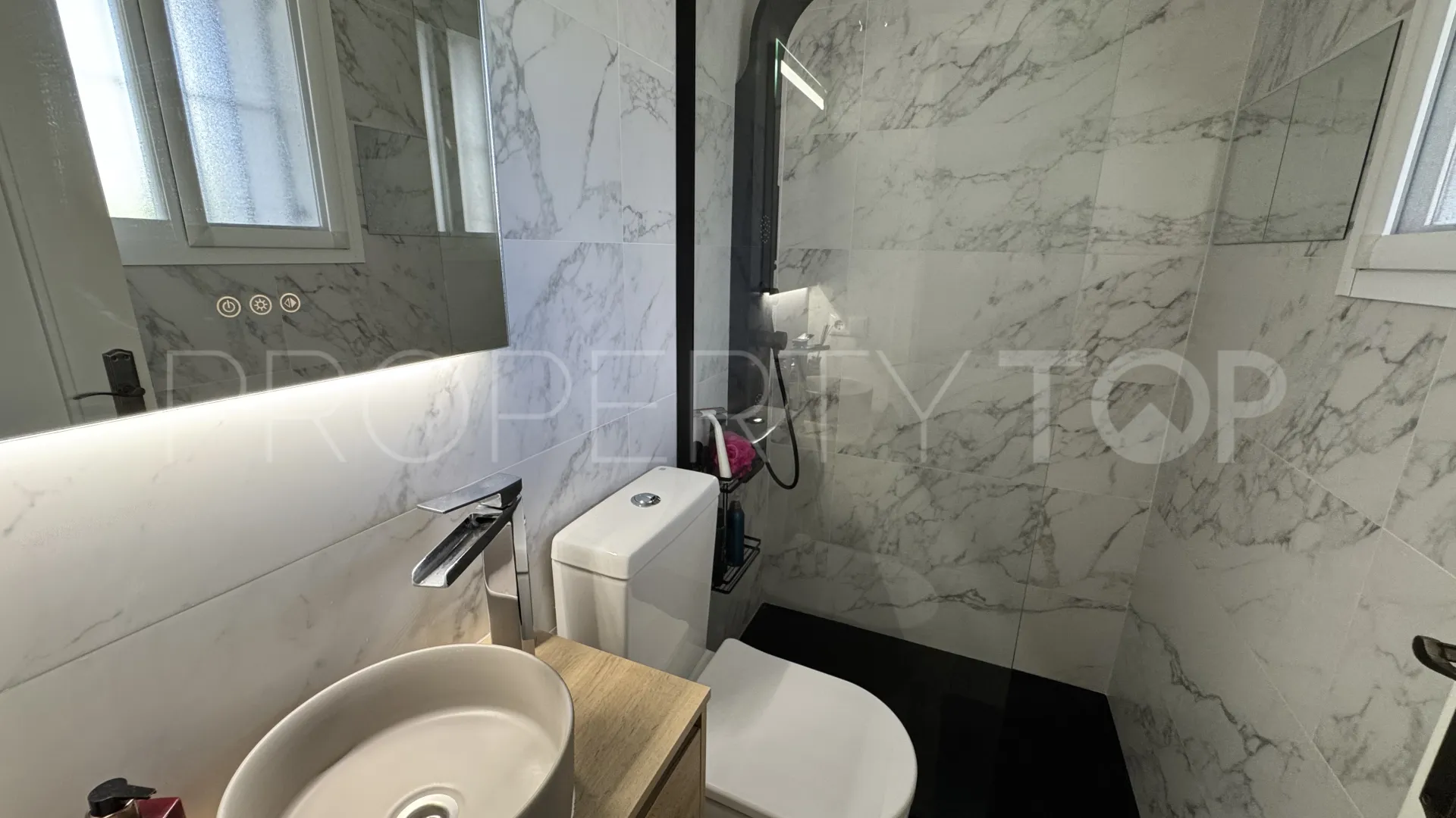 Apartamento a la venta en Miraflores con 2 dormitorios