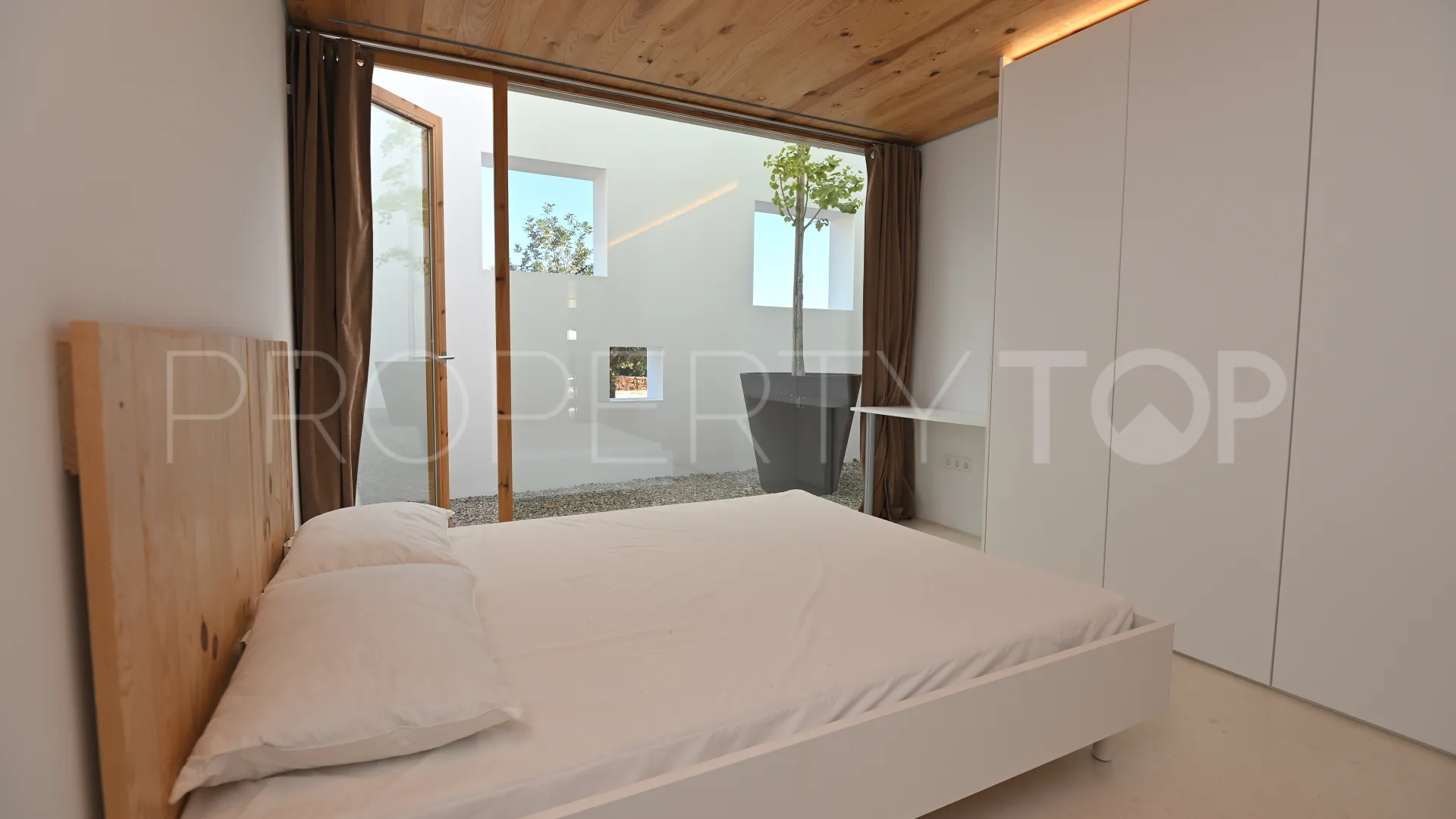 Es Canar mansion for sale