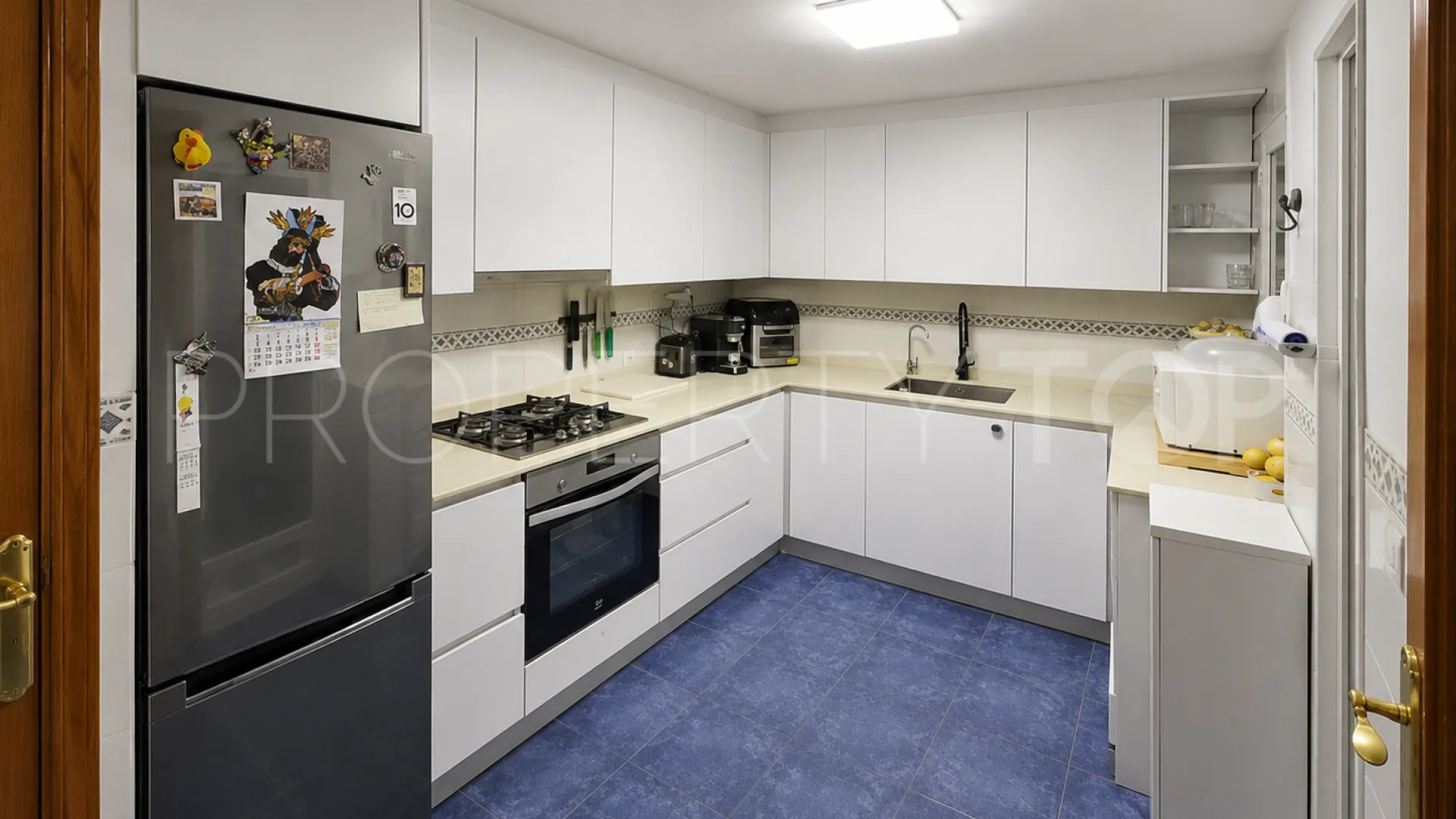 Apartamento en venta en Santa Eulalia del Río con 3 dormitorios