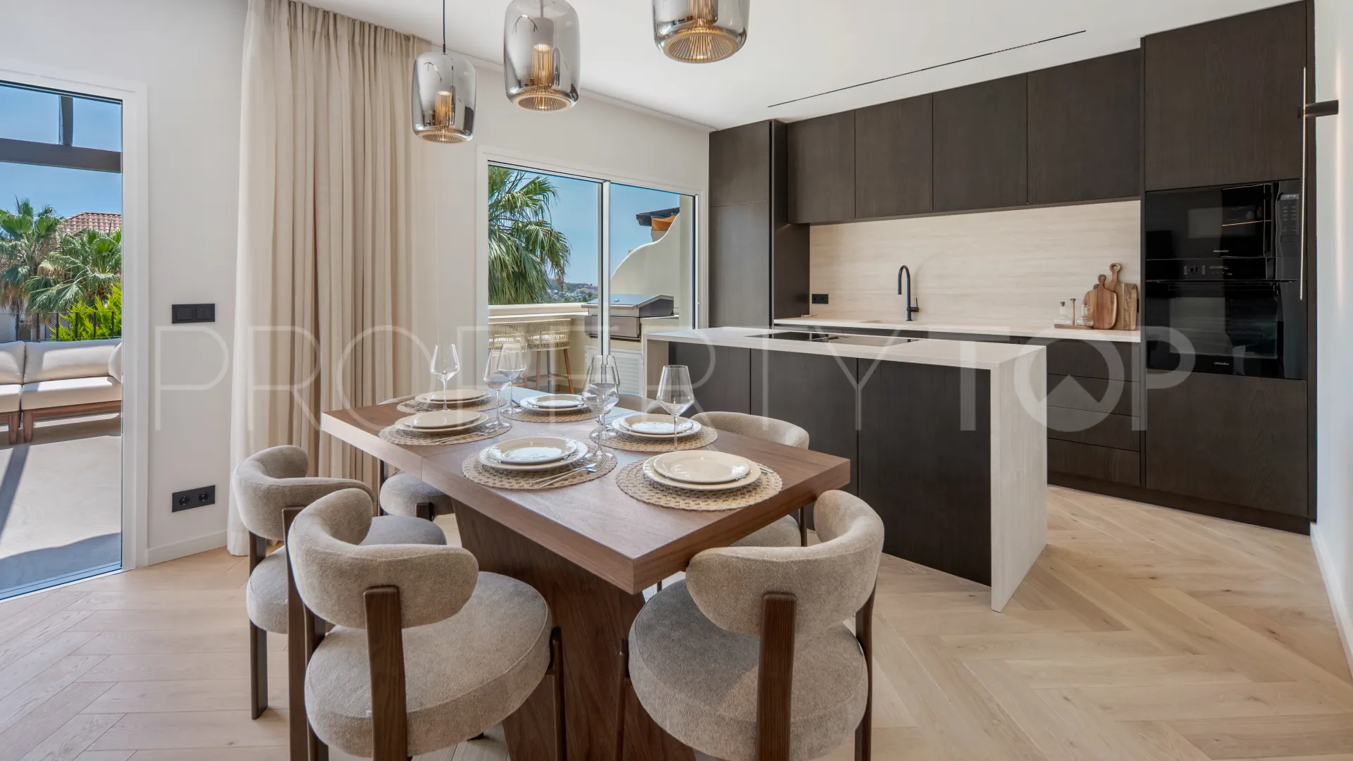 Aloha Hill Club, atico duplex a la venta
