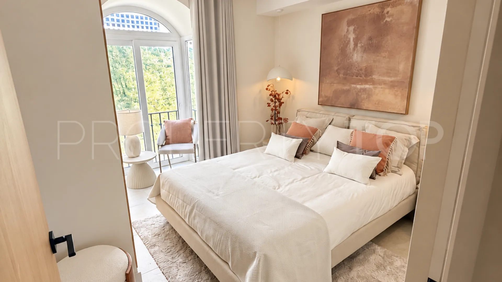 Atico duplex en venta en Aloha Gardens