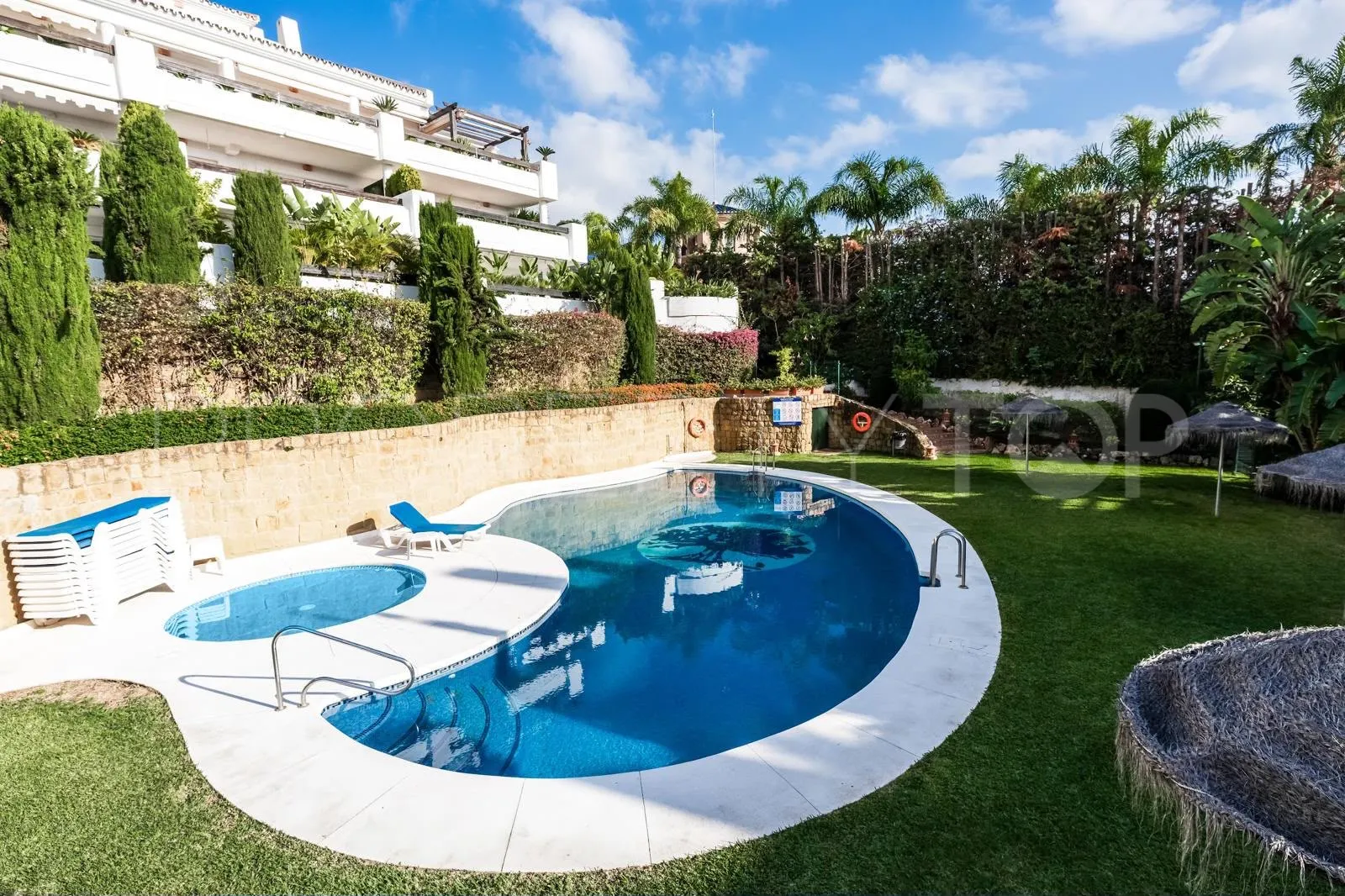 Se vende apartamento en Aloha Mirasierra