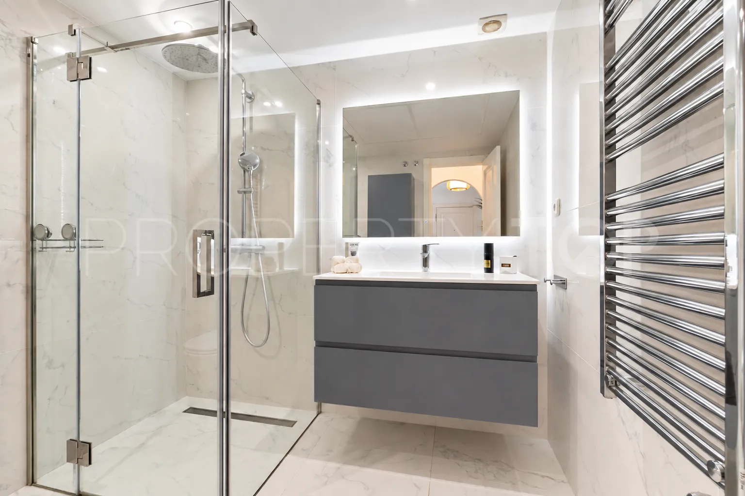 Se vende apartamento en Aloha Mirasierra