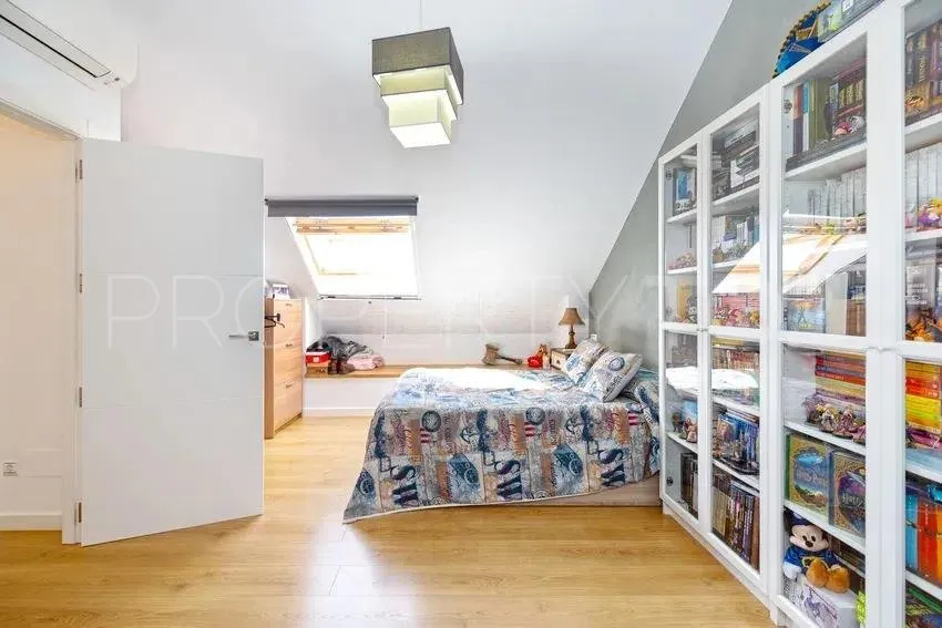 Semi detached house with 6 bedrooms for sale in San Pedro de Alcantara