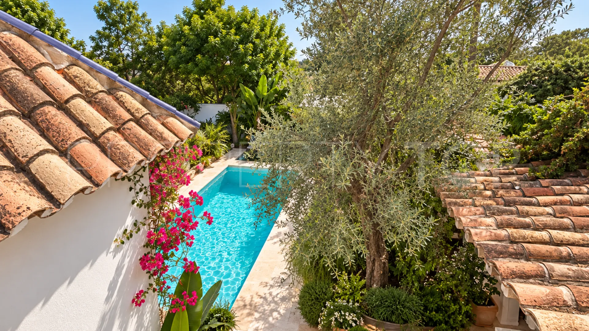 For sale 4 bedrooms chalet in Bello Horizonte