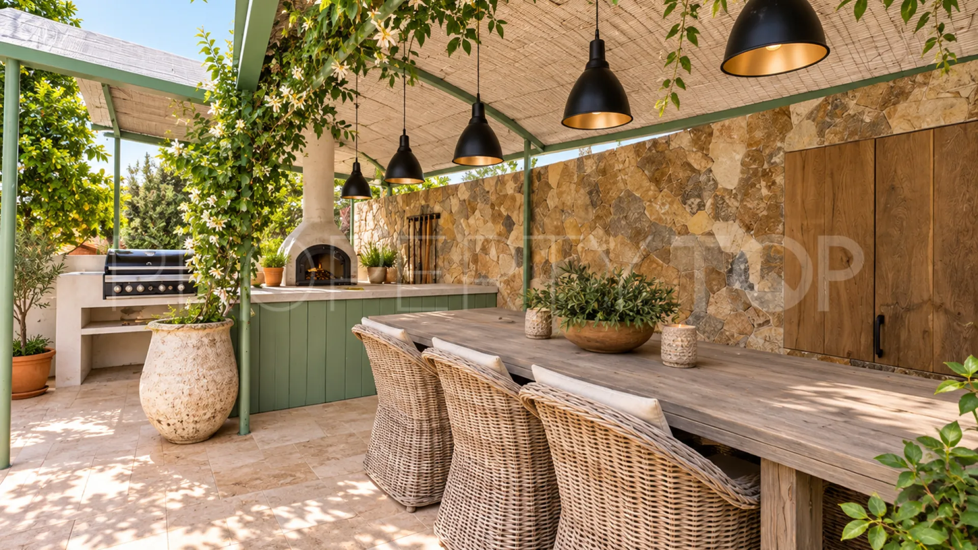 For sale 4 bedrooms chalet in Bello Horizonte