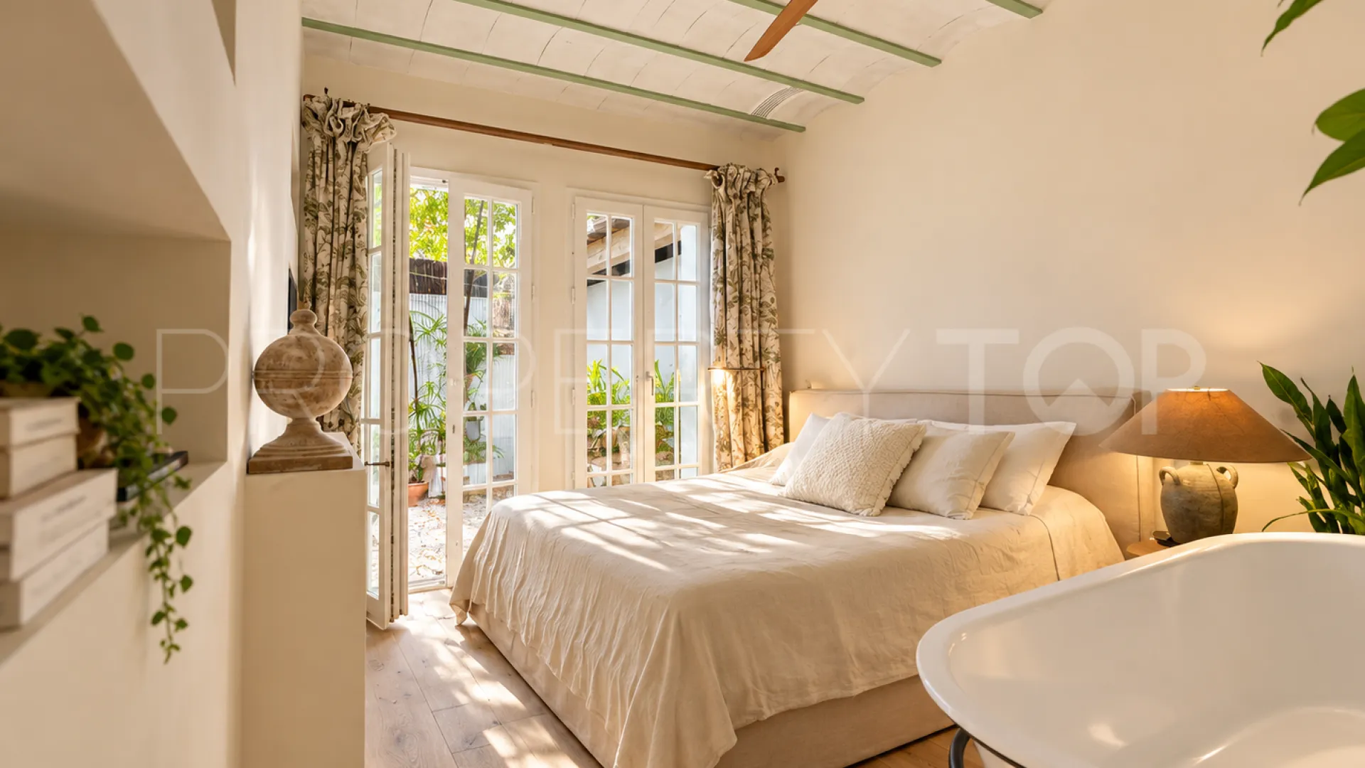 For sale 4 bedrooms chalet in Bello Horizonte