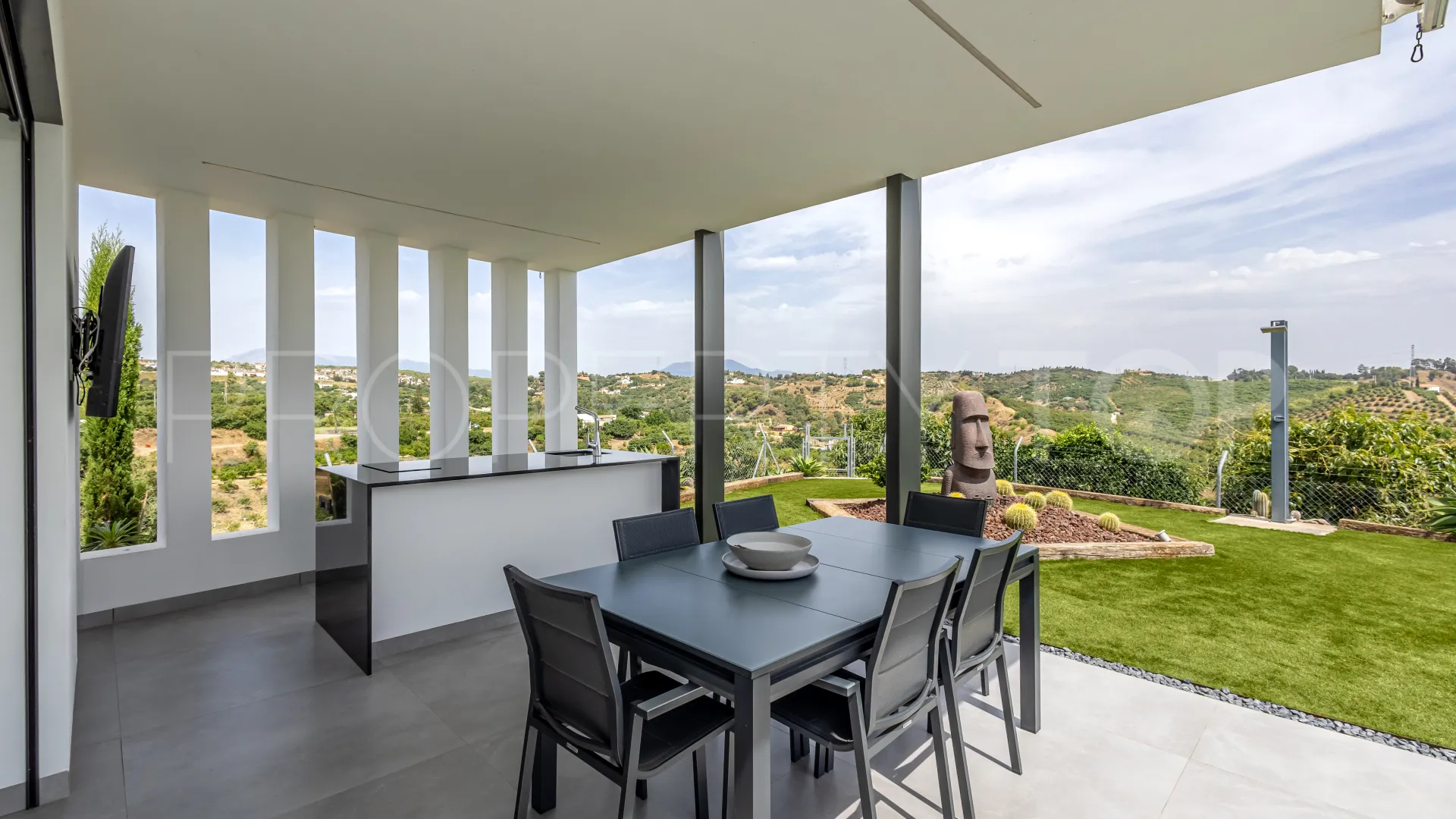 For sale villa with 3 bedrooms in Alhaurin el Grande