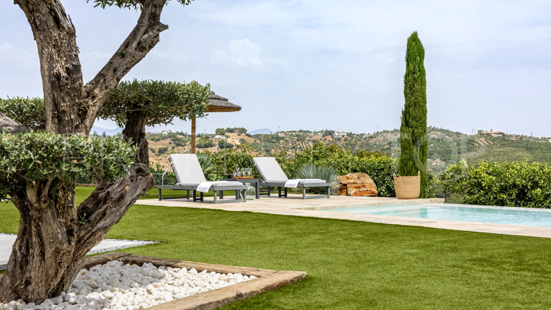 For sale villa with 3 bedrooms in Alhaurin el Grande
