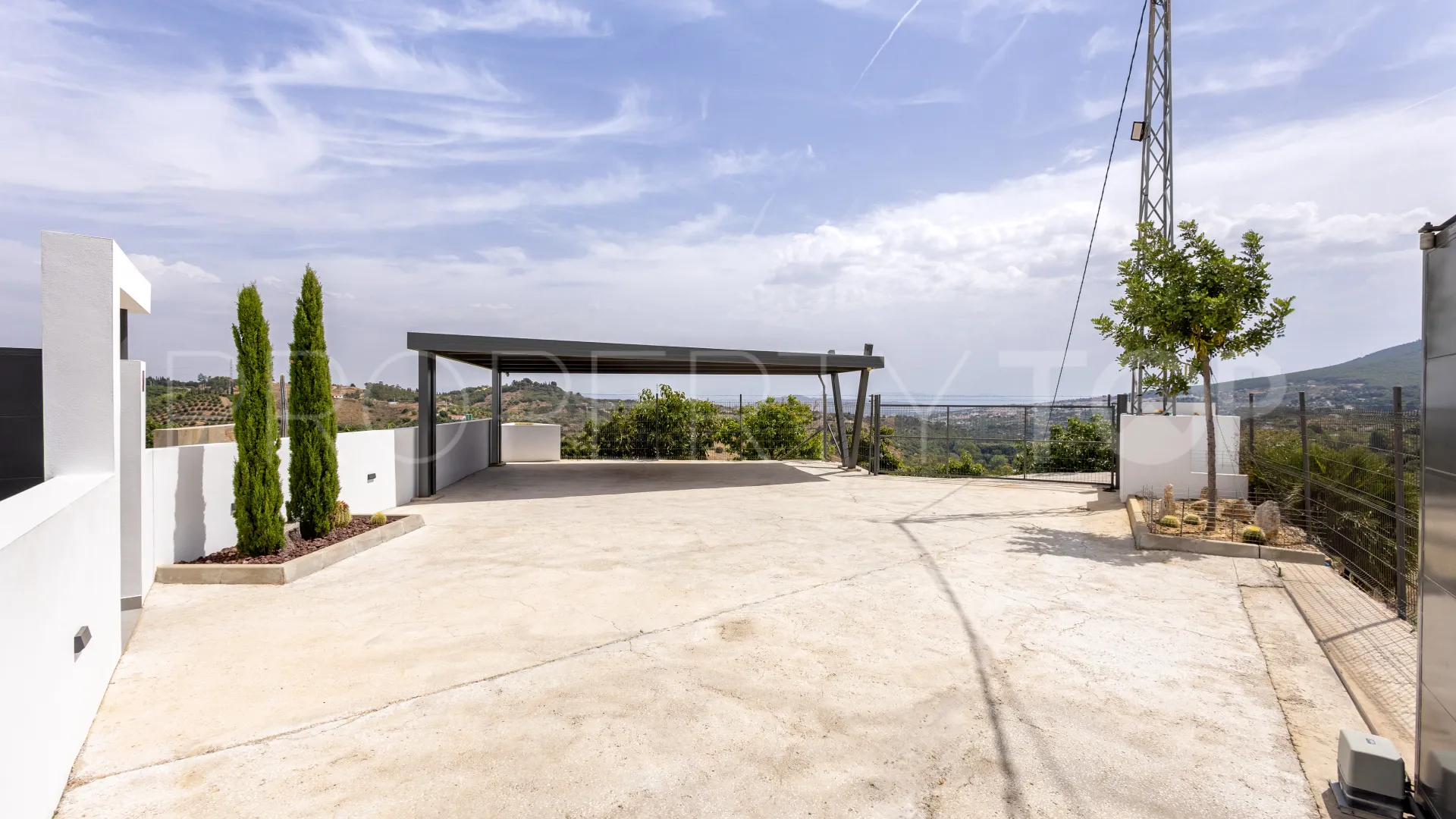 For sale villa with 3 bedrooms in Alhaurin el Grande