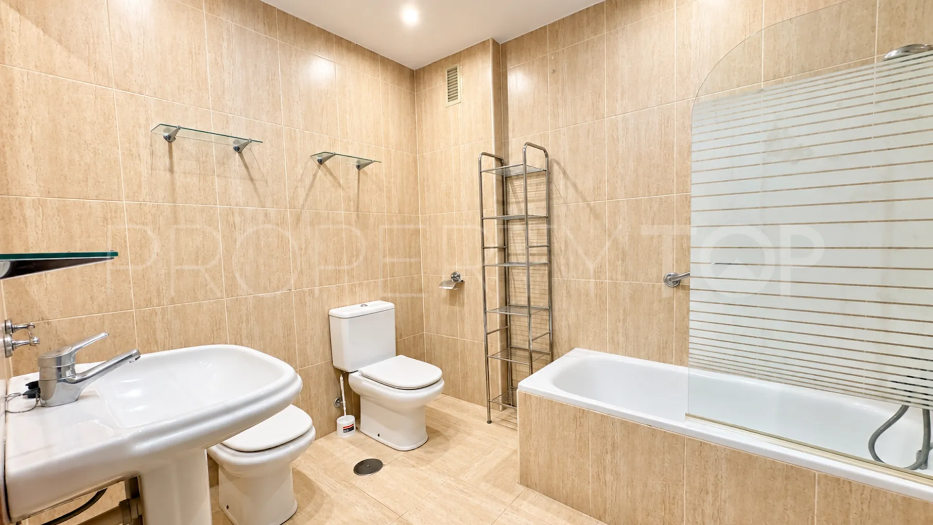 3 bedrooms apartment in Fuengirola for sale