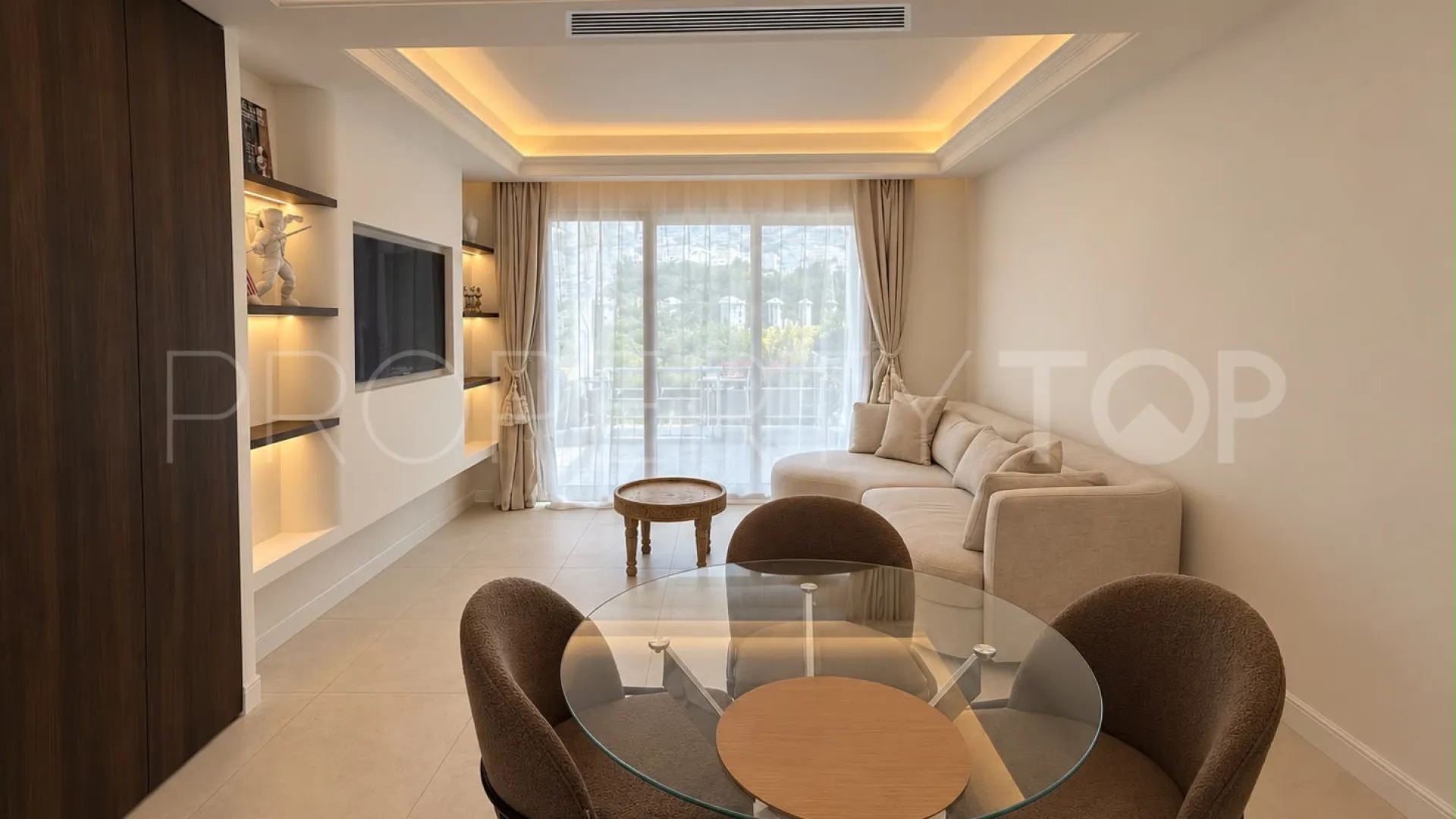 2 bedrooms Aloha apartment for sale