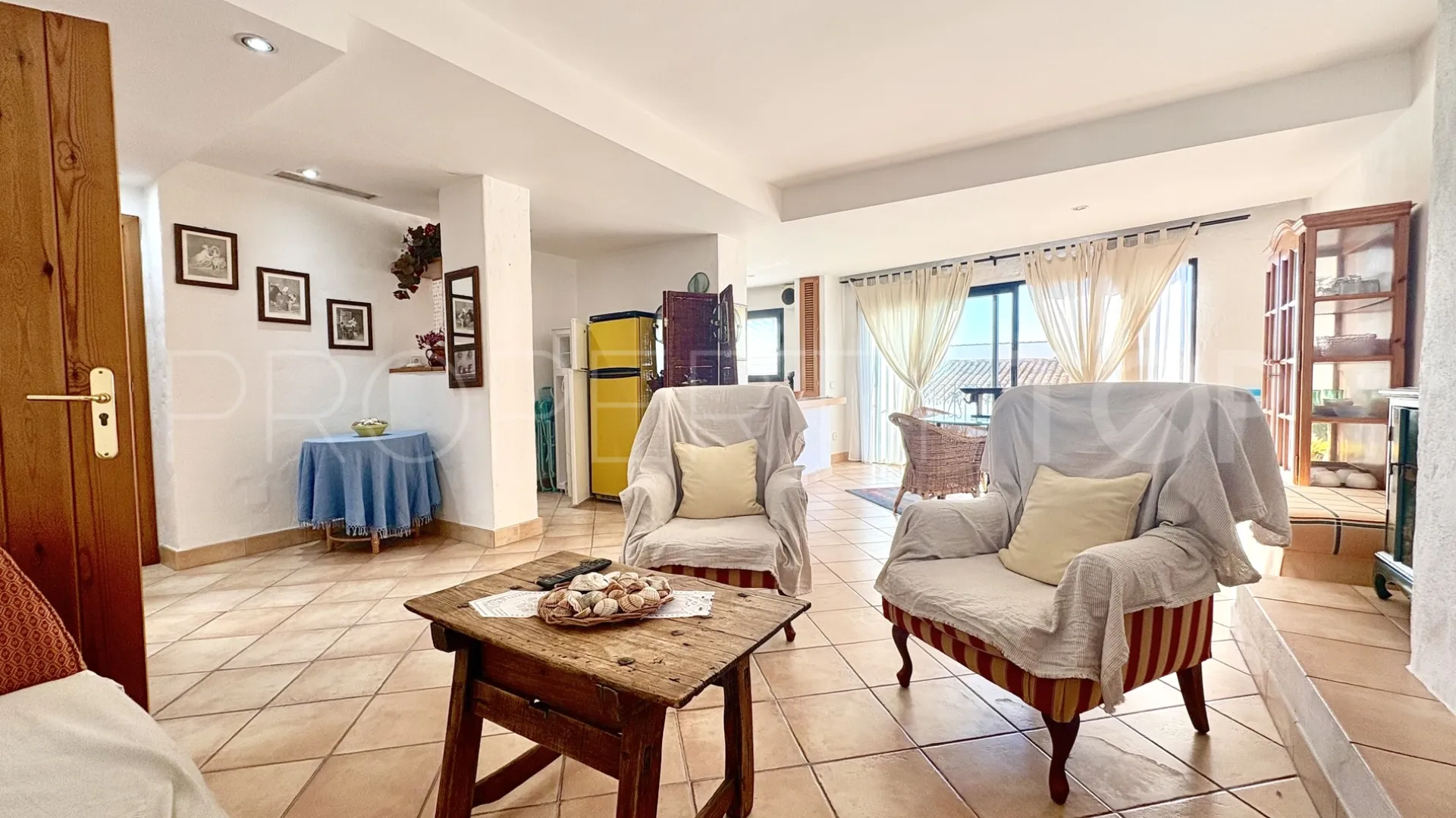 Comprar apartamento de 2 dormitorios en Marbella - Puerto Banus