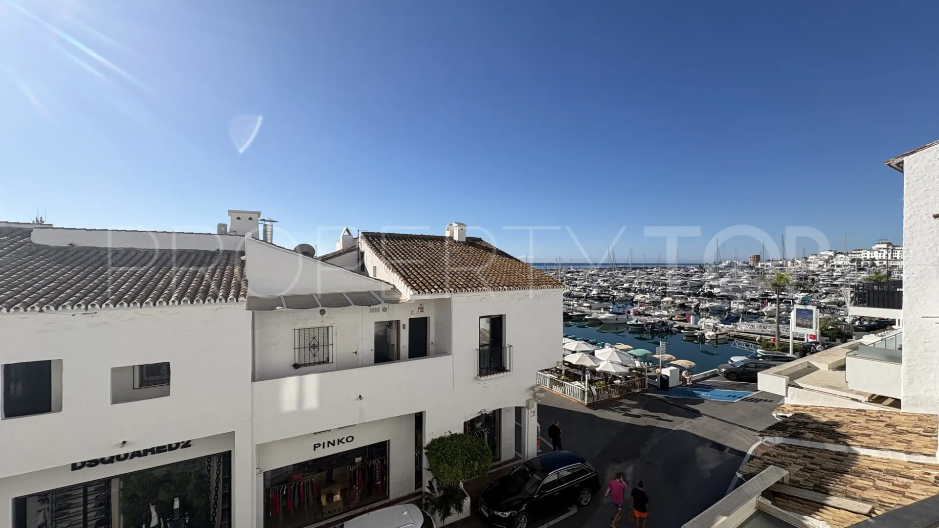 Comprar apartamento de 2 dormitorios en Marbella - Puerto Banus