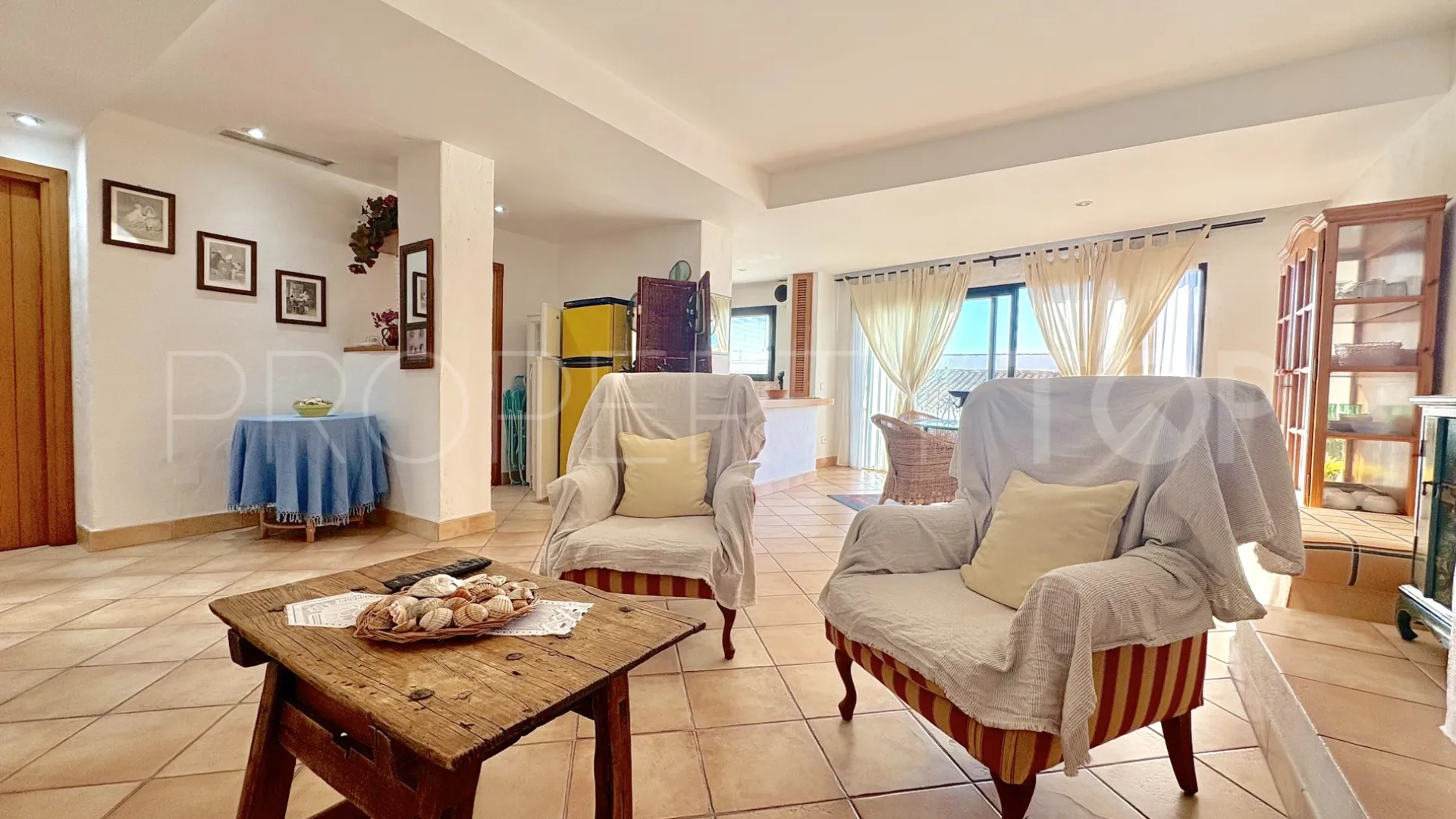 Comprar apartamento de 2 dormitorios en Marbella - Puerto Banus