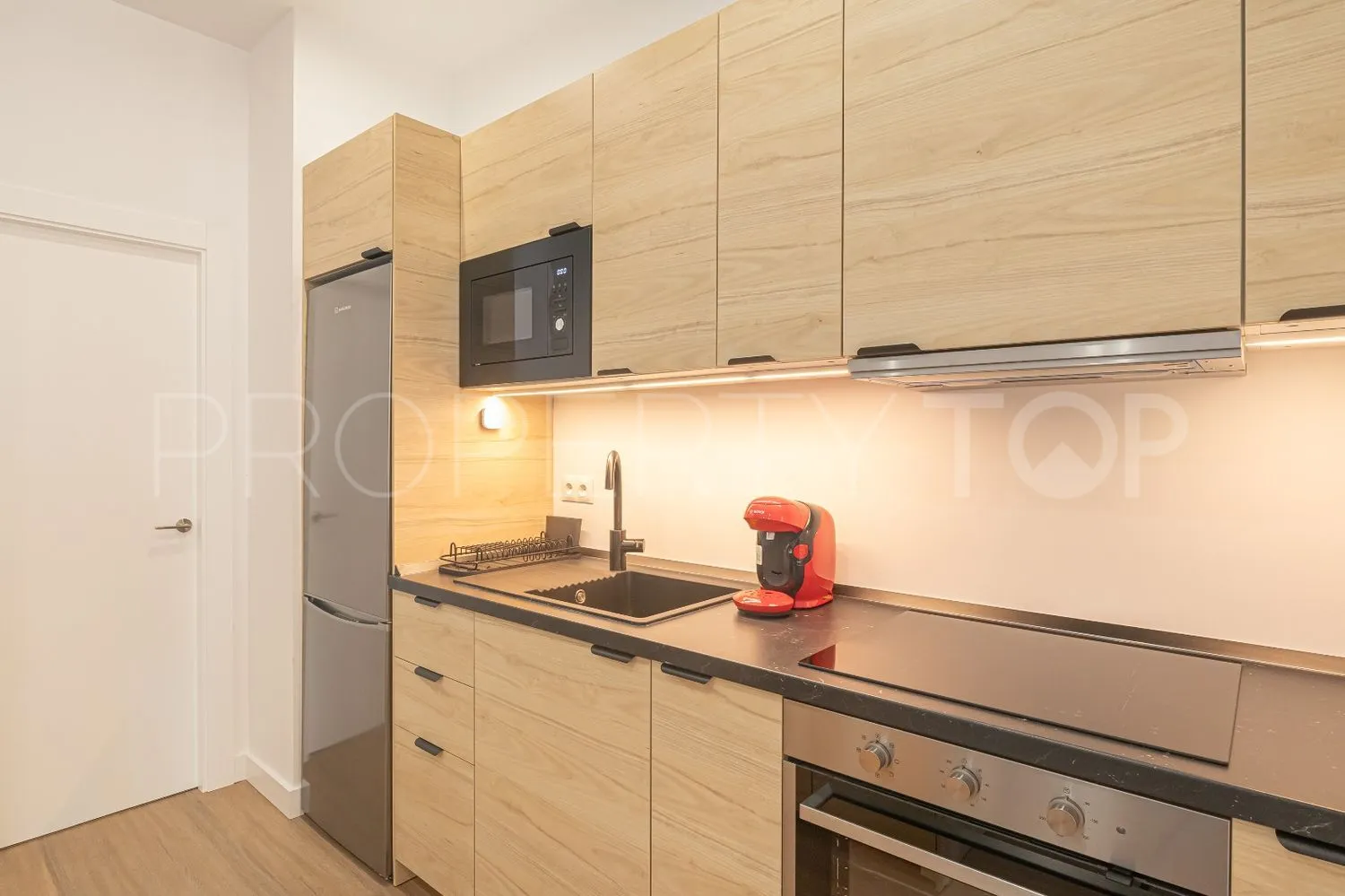 Comprar apartamento de 2 dormitorios en Calahonda
