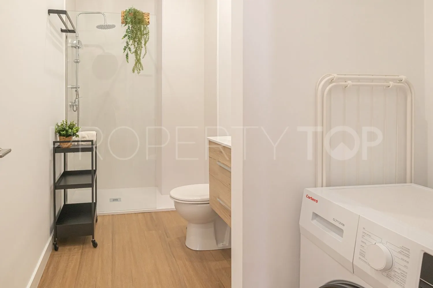 Comprar apartamento de 2 dormitorios en Calahonda