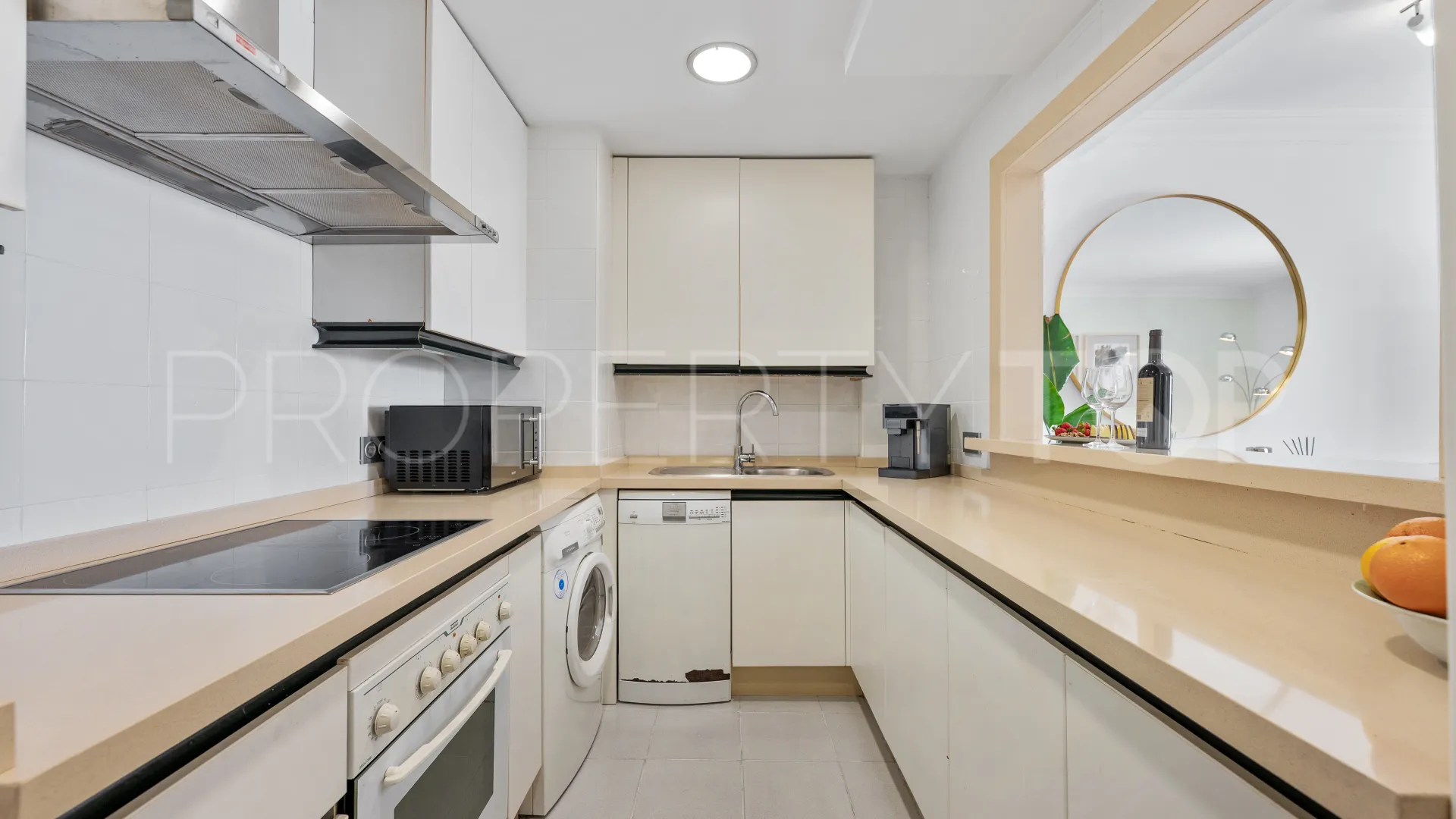 Marina Banus, apartamento en venta