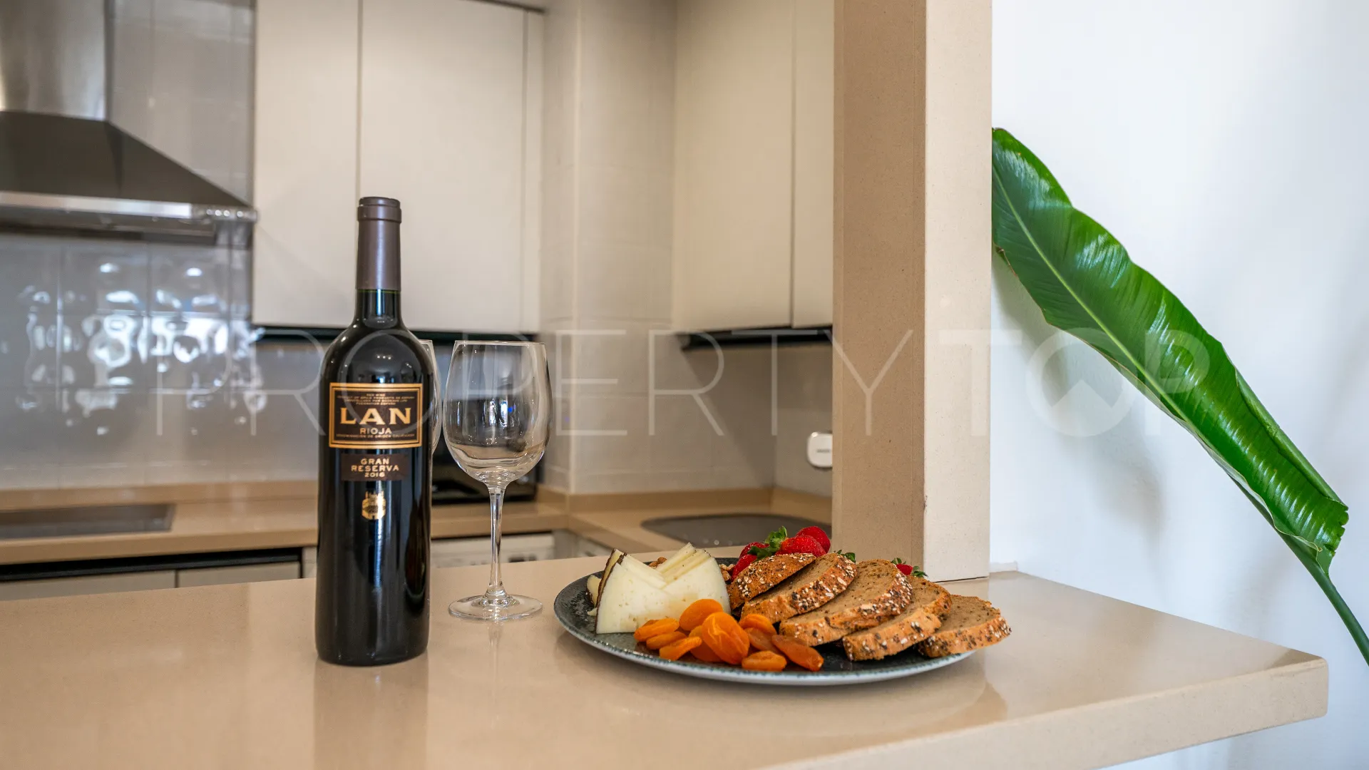 Marina Banus, apartamento en venta