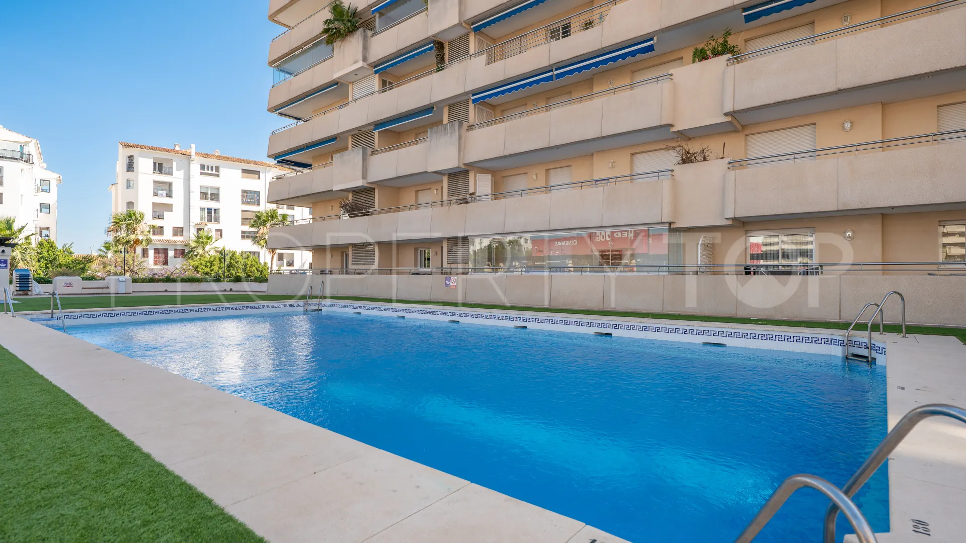 Marina Banus, apartamento en venta
