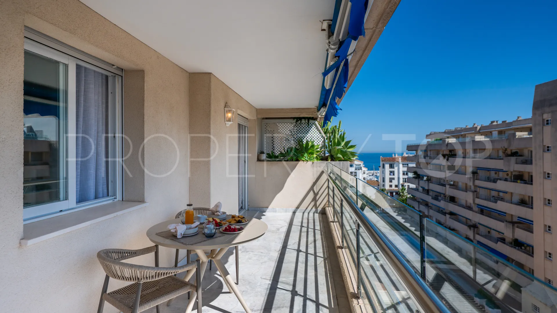 Marina Banus, apartamento en venta