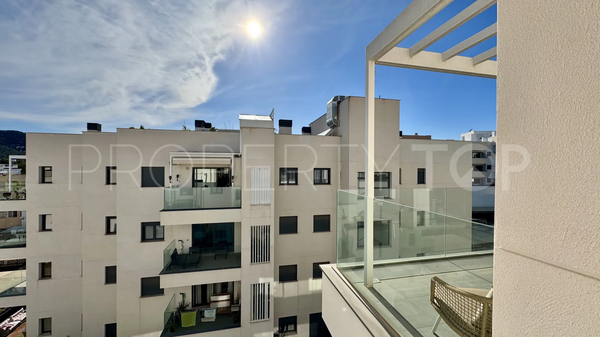 Santa Eulalia del Río, Ático con 2 dormitorios a la venta
