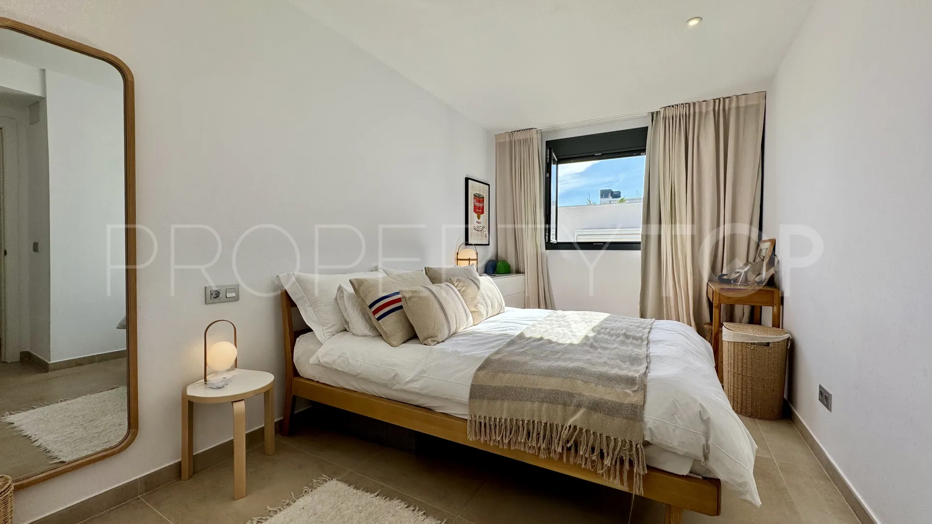 Santa Eulalia del Río, Ático con 2 dormitorios a la venta