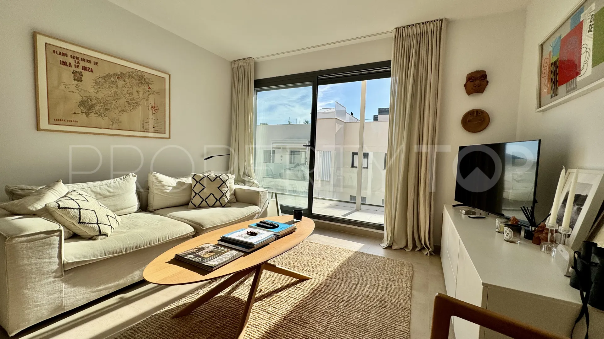 Santa Eulalia del Río, Ático con 2 dormitorios a la venta