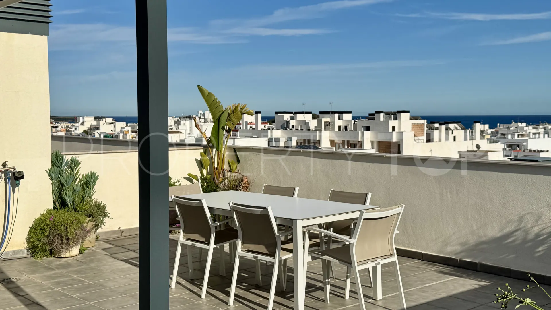 Santa Eulalia del Río, Ático con 2 dormitorios a la venta