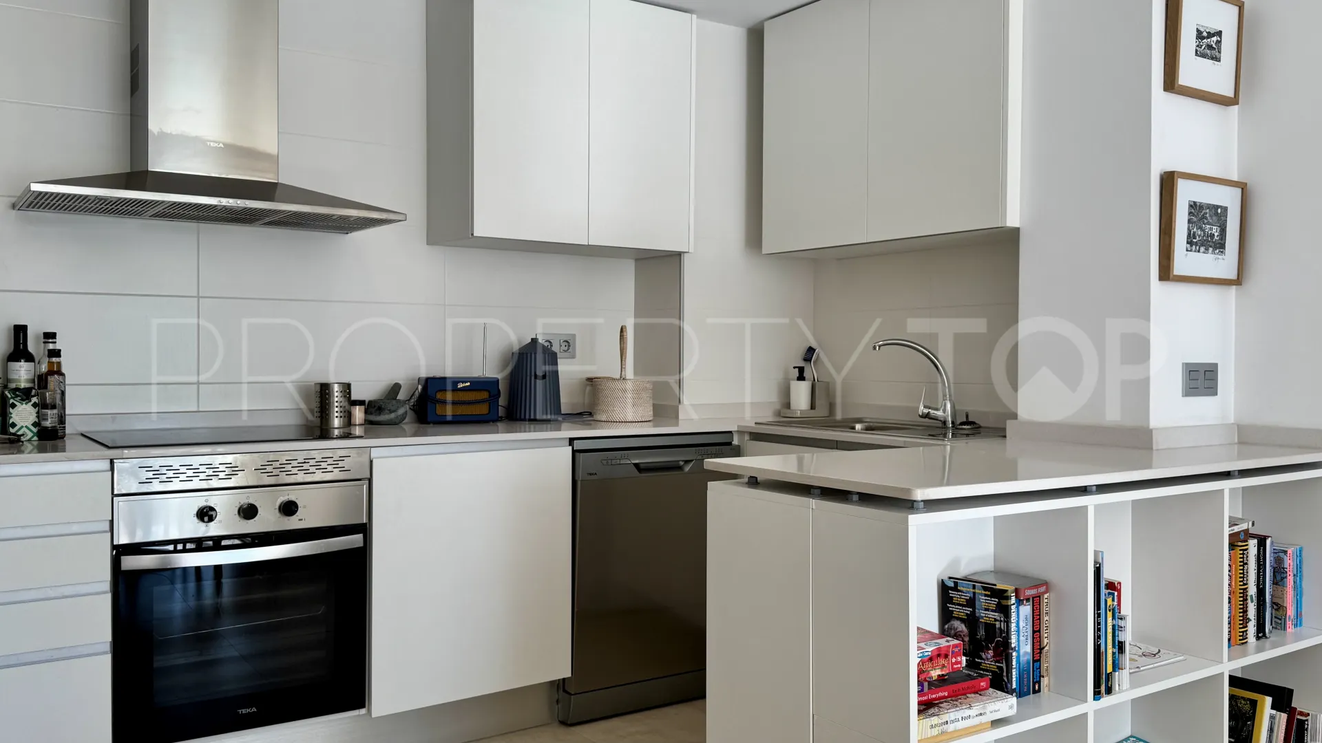 Santa Eulalia del Río, Ático con 2 dormitorios a la venta