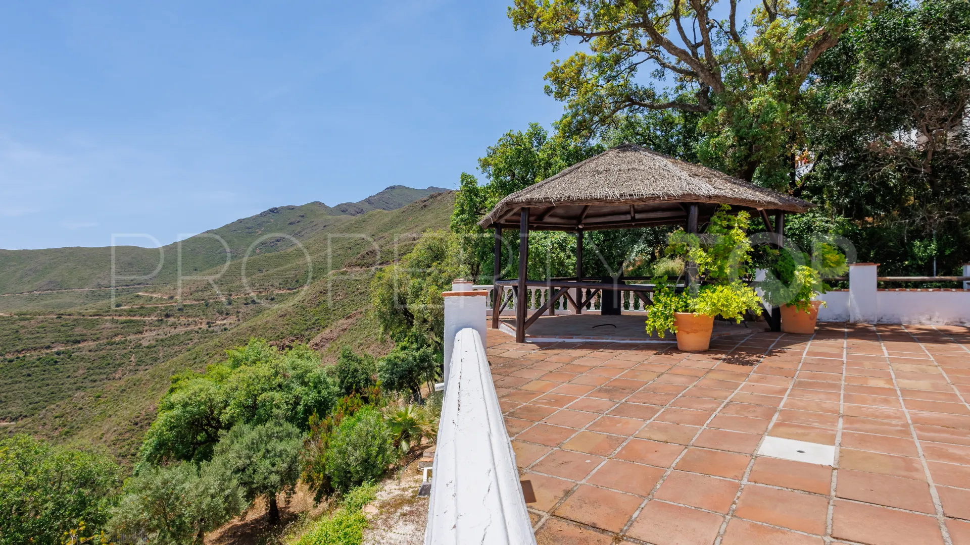 Coin villa for sale