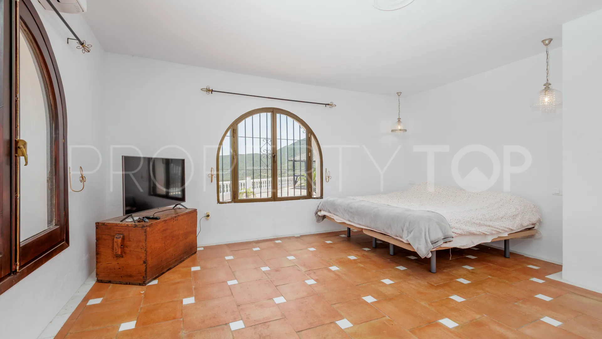 Coin villa for sale