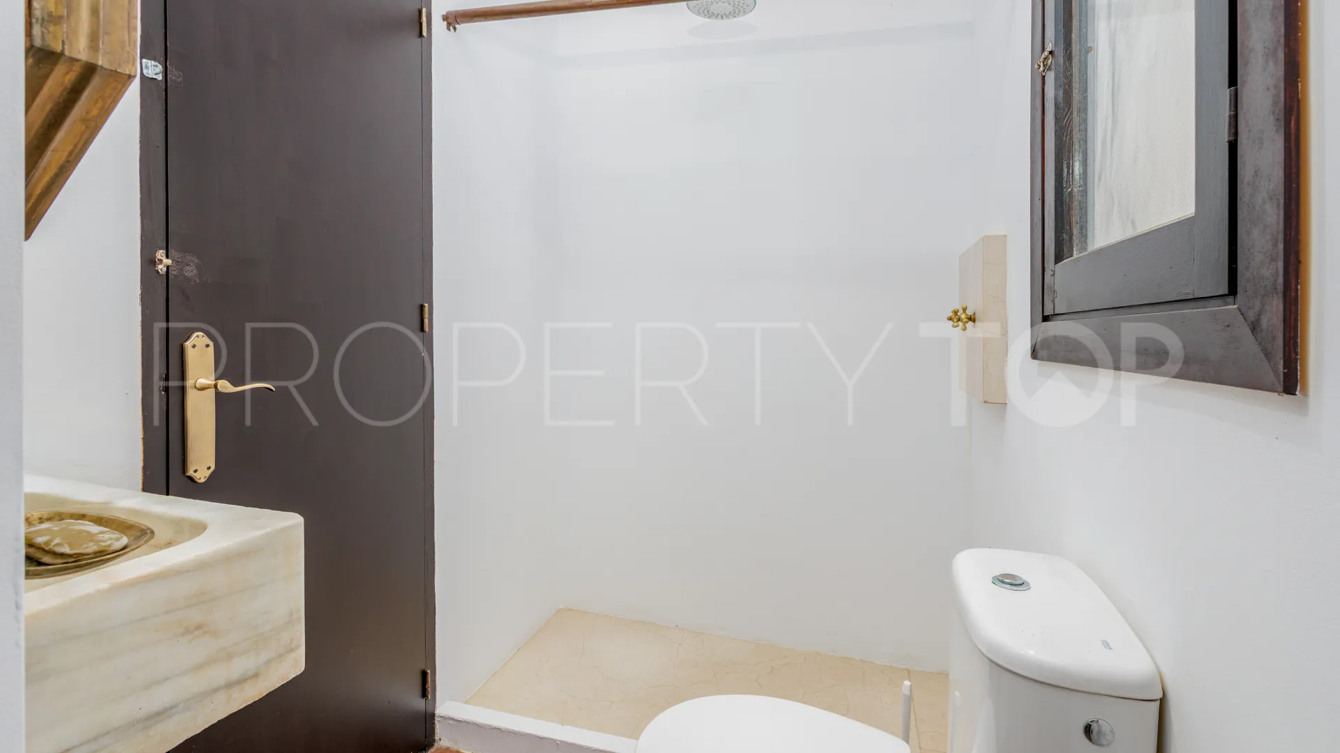 Coin villa for sale