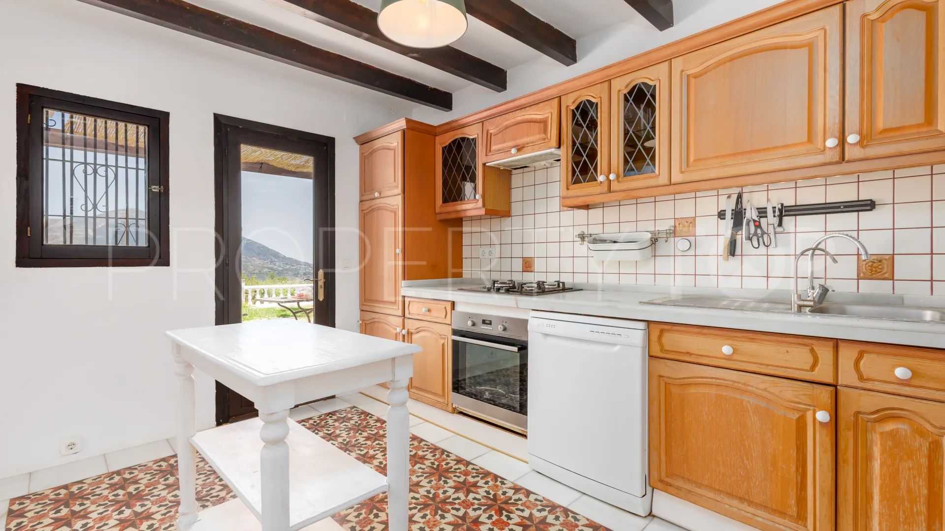 Coin villa for sale