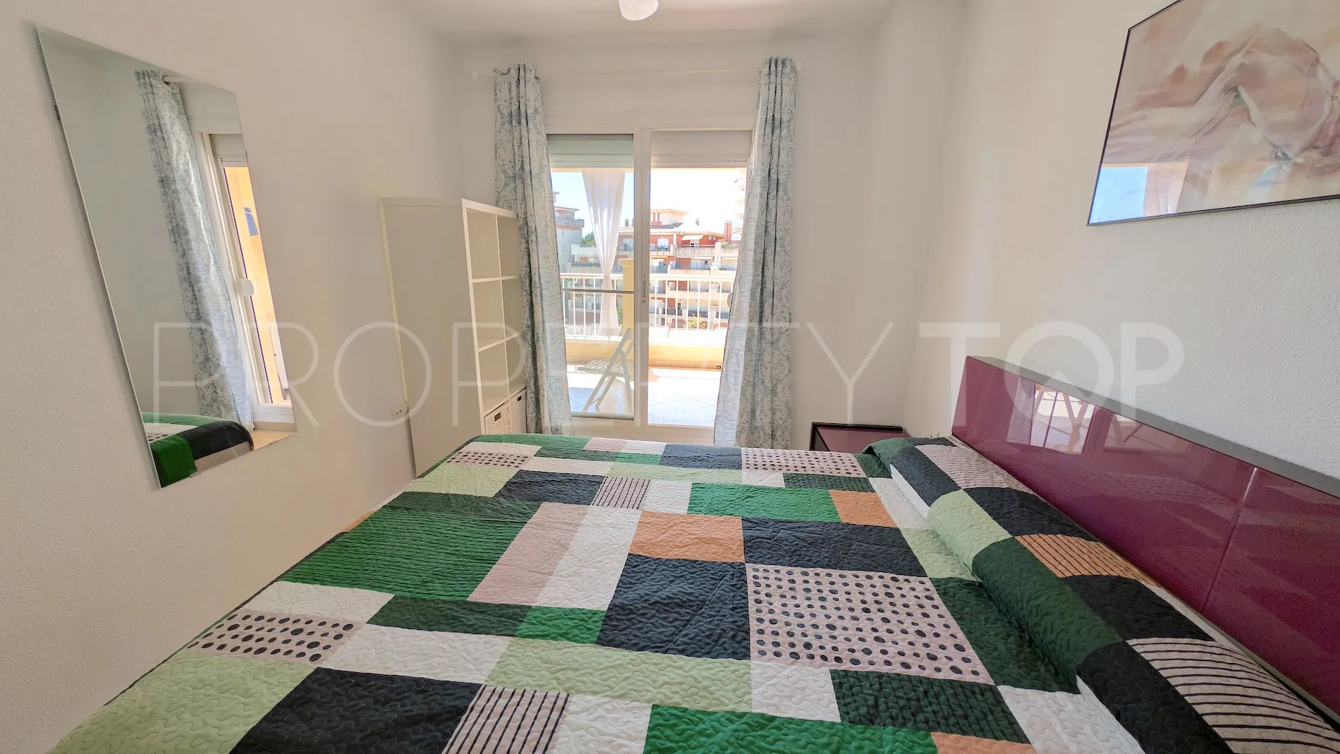 Buy apartment in Torrequebrada