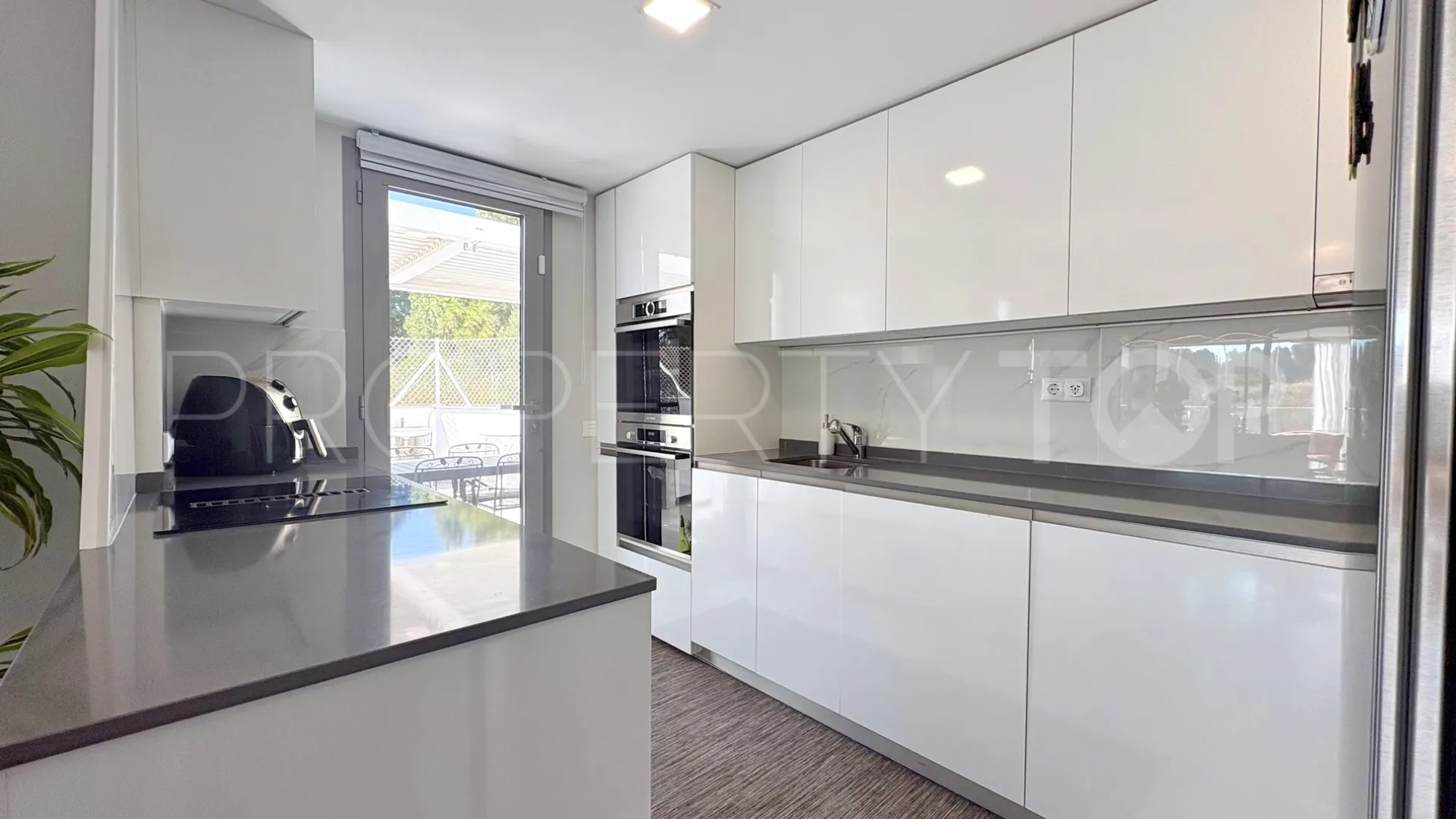 Comprar apartamento planta baja en El Chaparral