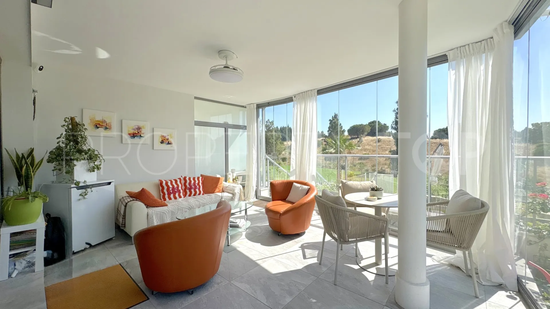 Comprar apartamento planta baja en El Chaparral