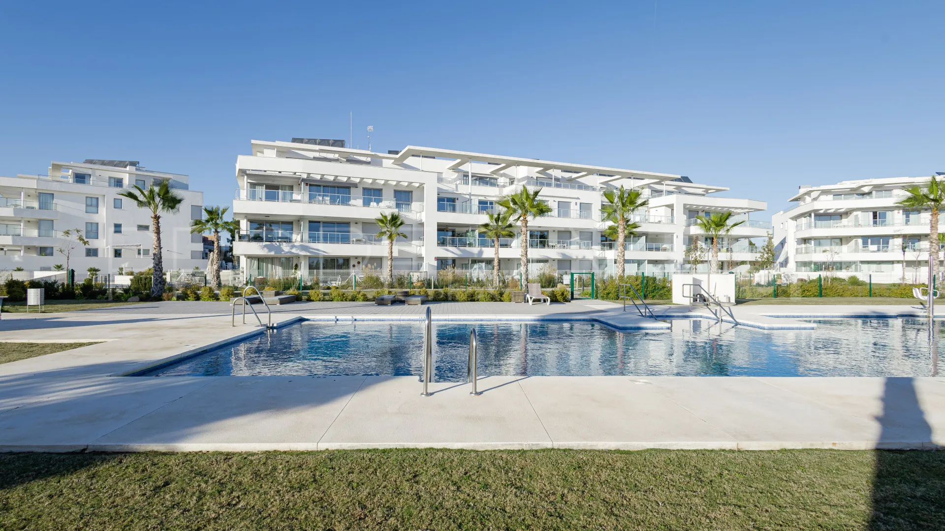 Comprar apartamento planta baja en El Chaparral