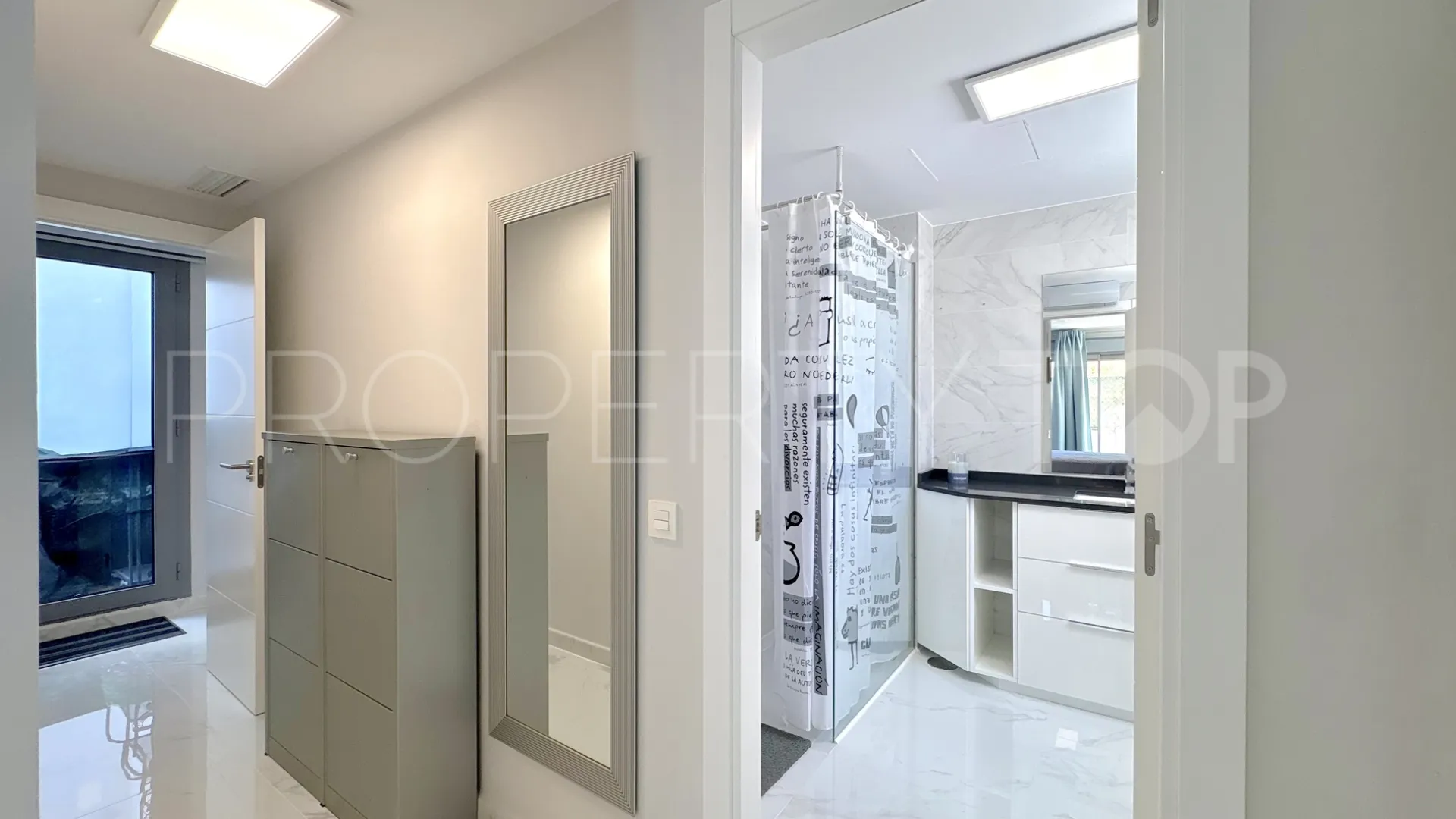 Comprar apartamento planta baja en El Chaparral