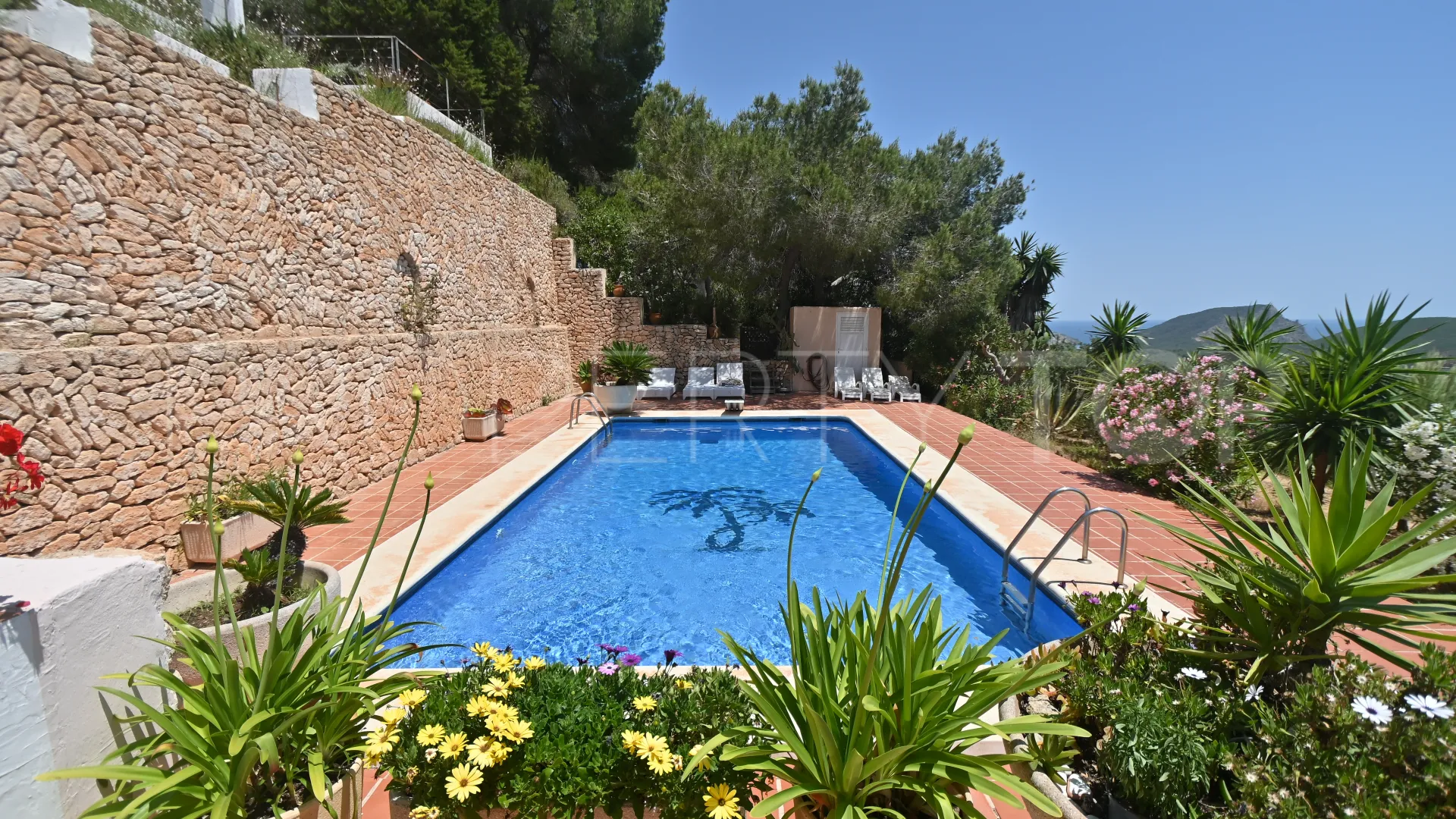 For sale 3 bedrooms house in Santa Eulalia del Río