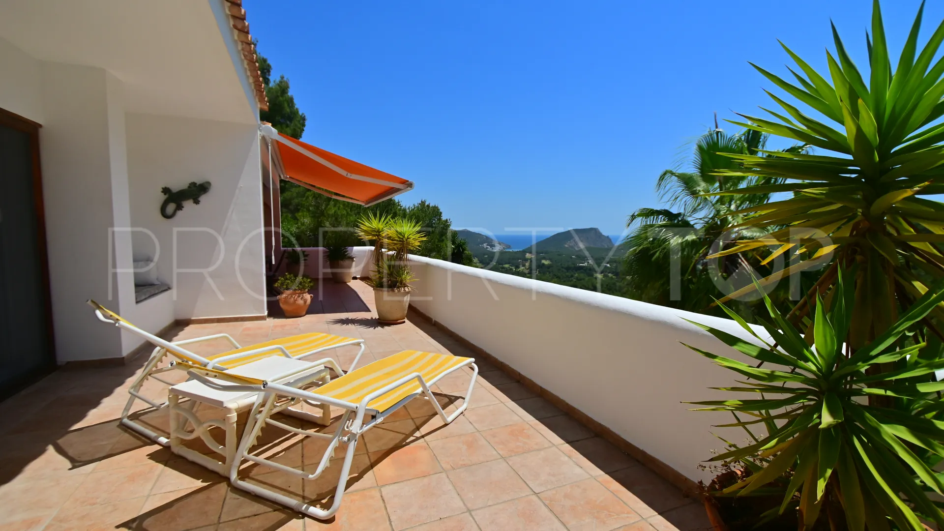 For sale 3 bedrooms house in Santa Eulalia del Río