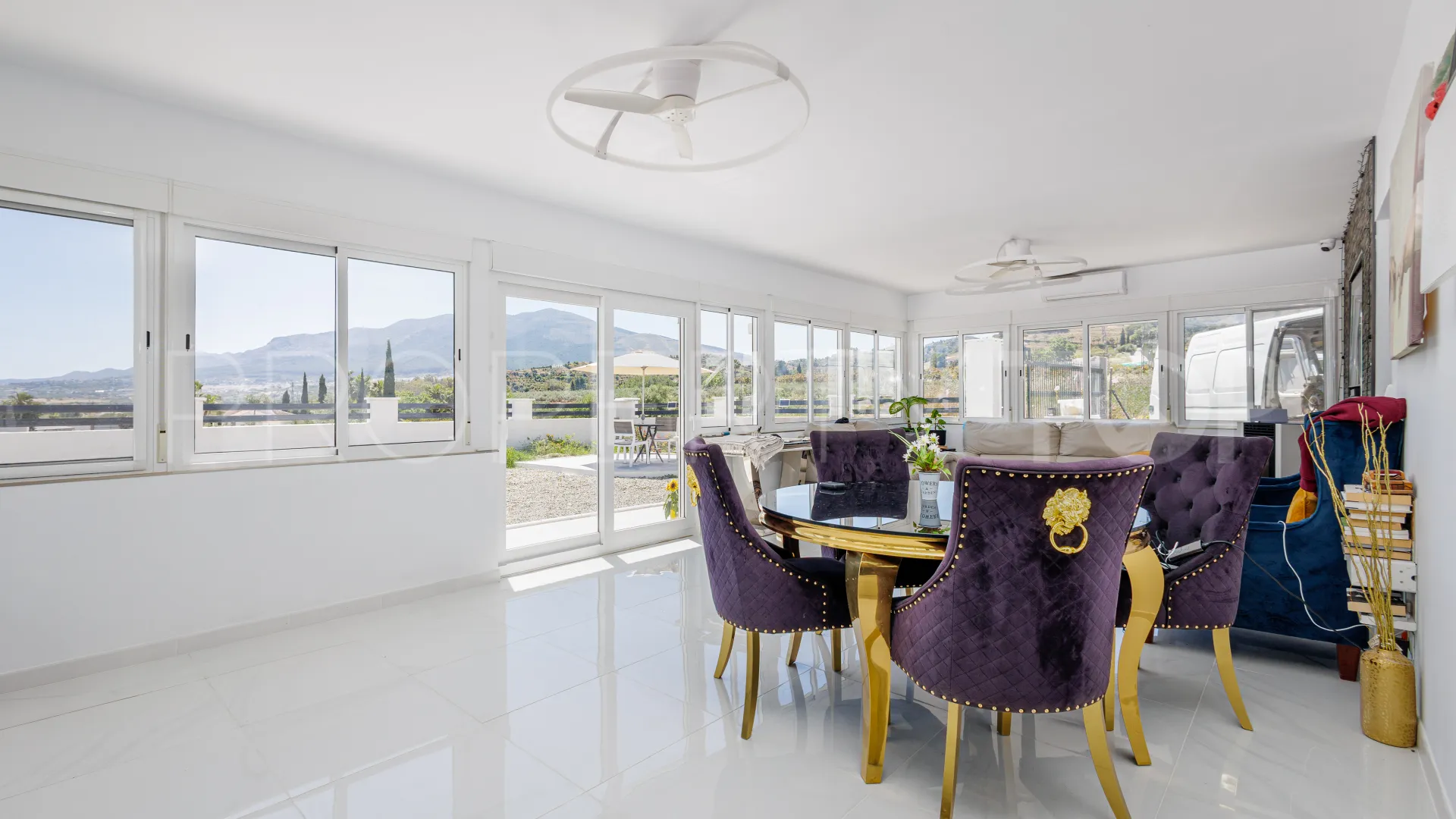 Villa in Coin for sale