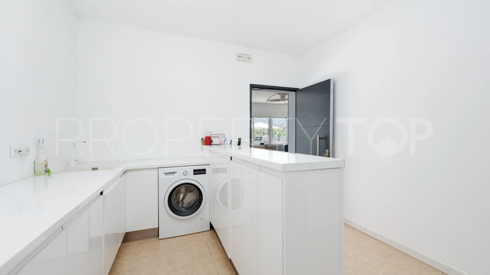 Villa in Coin for sale