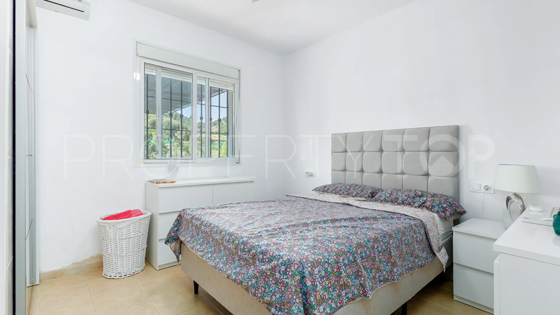 Villa in Coin for sale