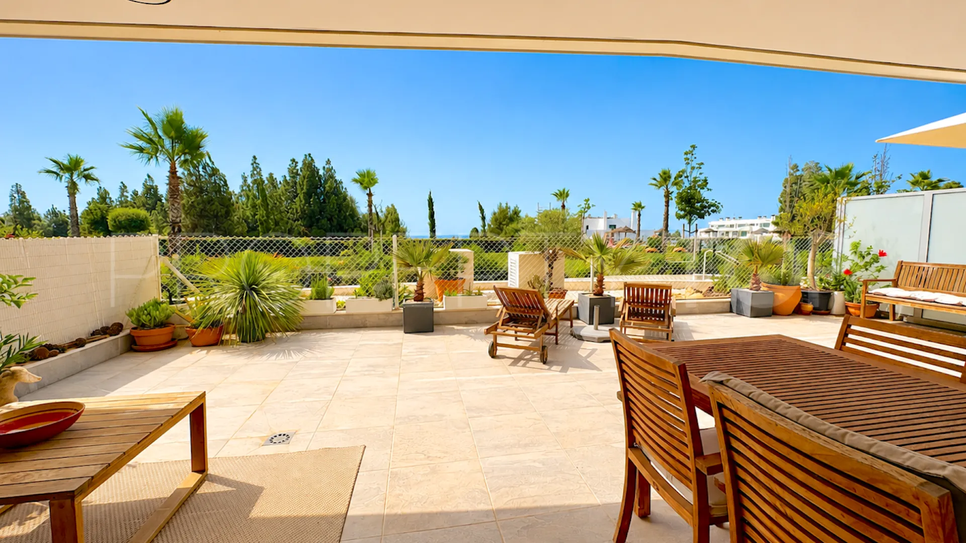 2 bedrooms ground floor apartment in El Chaparral for sale